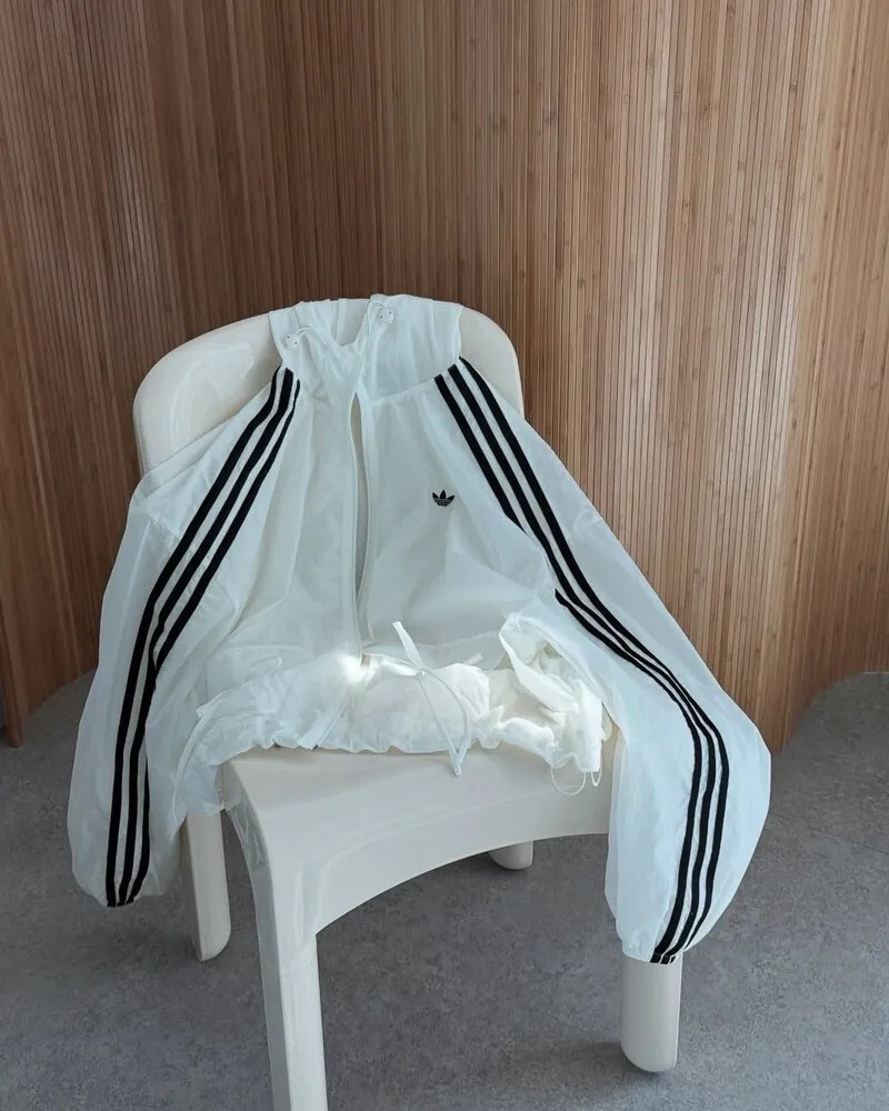 Adidas Originals WINDBREAKER 三葉草 前口袋輕薄外套 KB8964