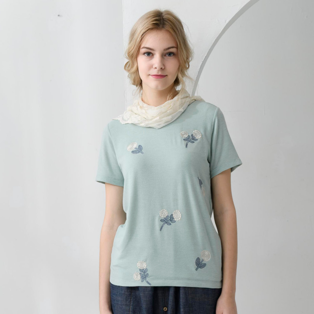 PIPPY小花刺繡彈性棉上衣 綠