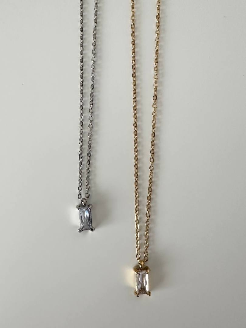 SS rectangle zircon necklace