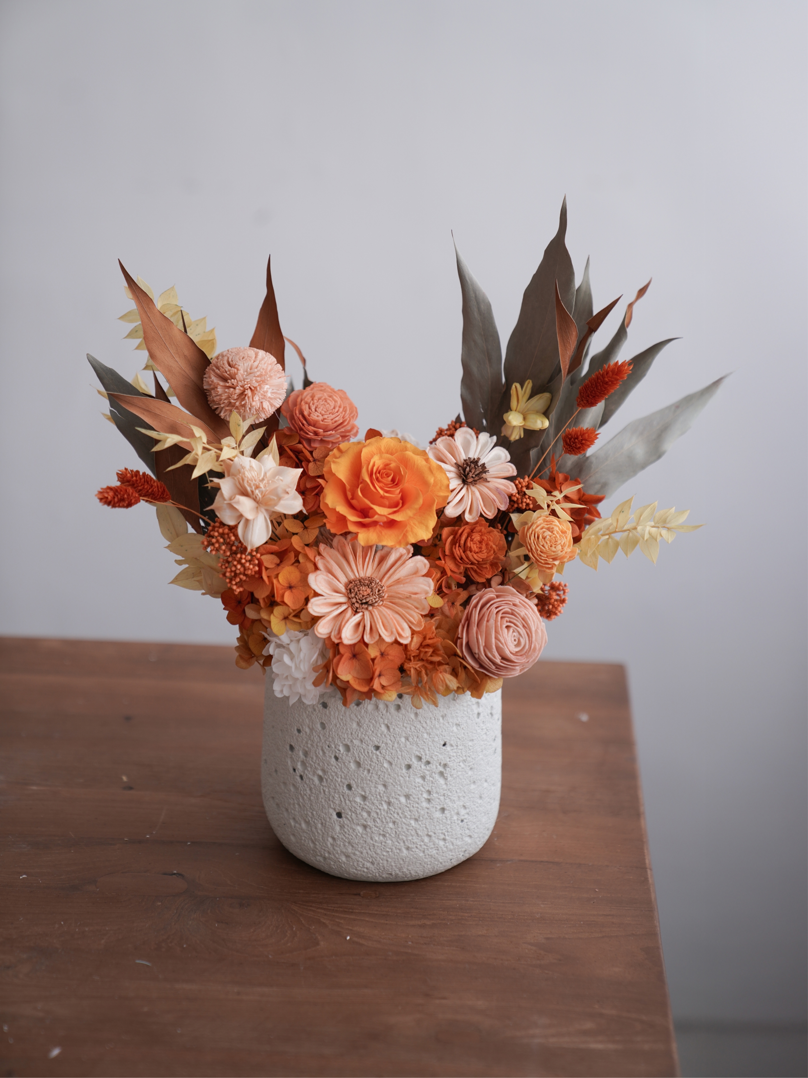 燦爛又溫暖的永生盆花