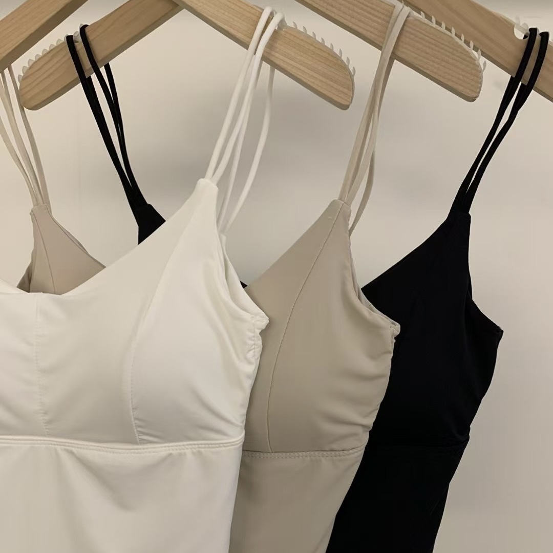 UB08滑料雙細肩馬甲Bratop(白/米/黑，無折扣）