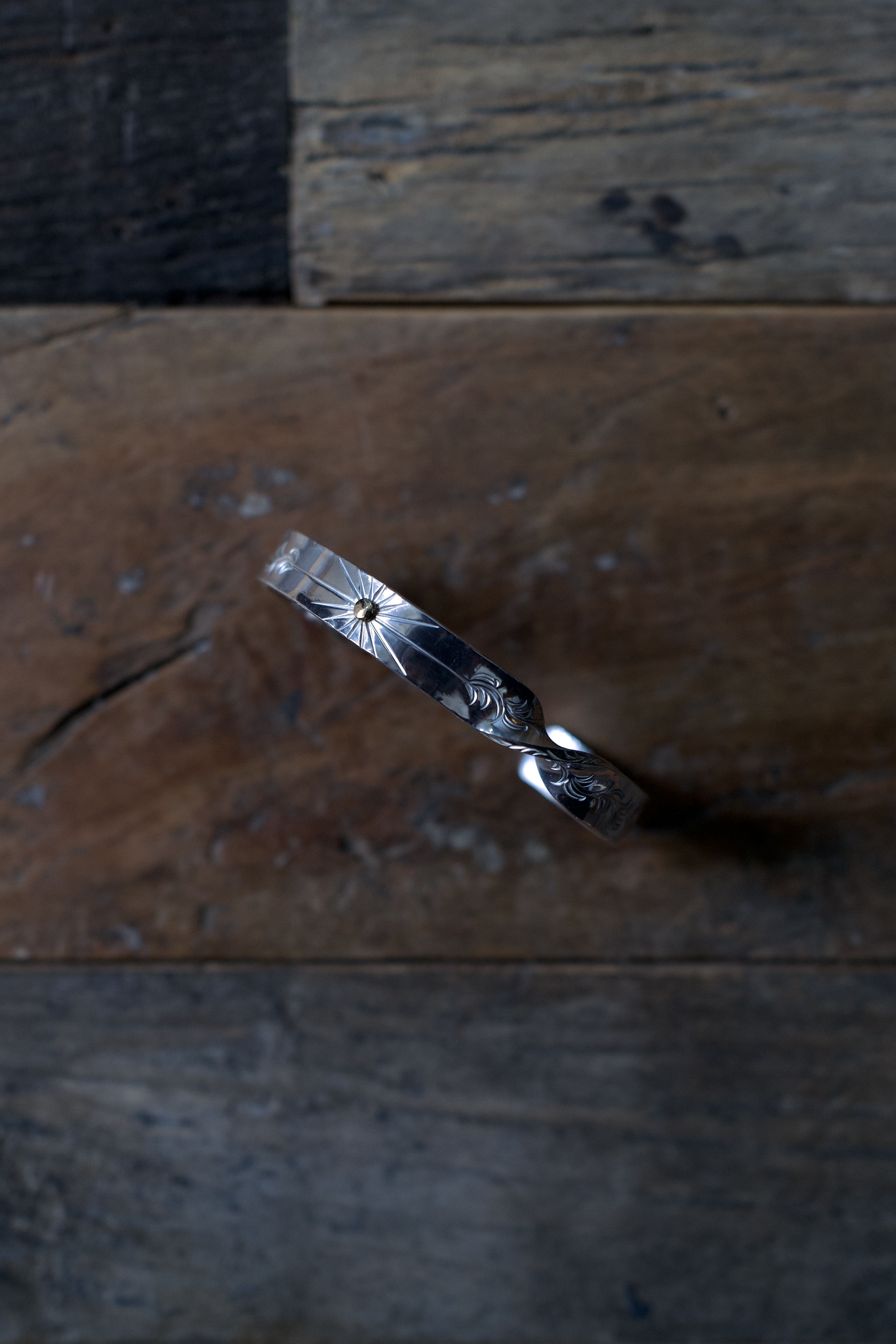 唐草扭曲K24 太陽手鐲