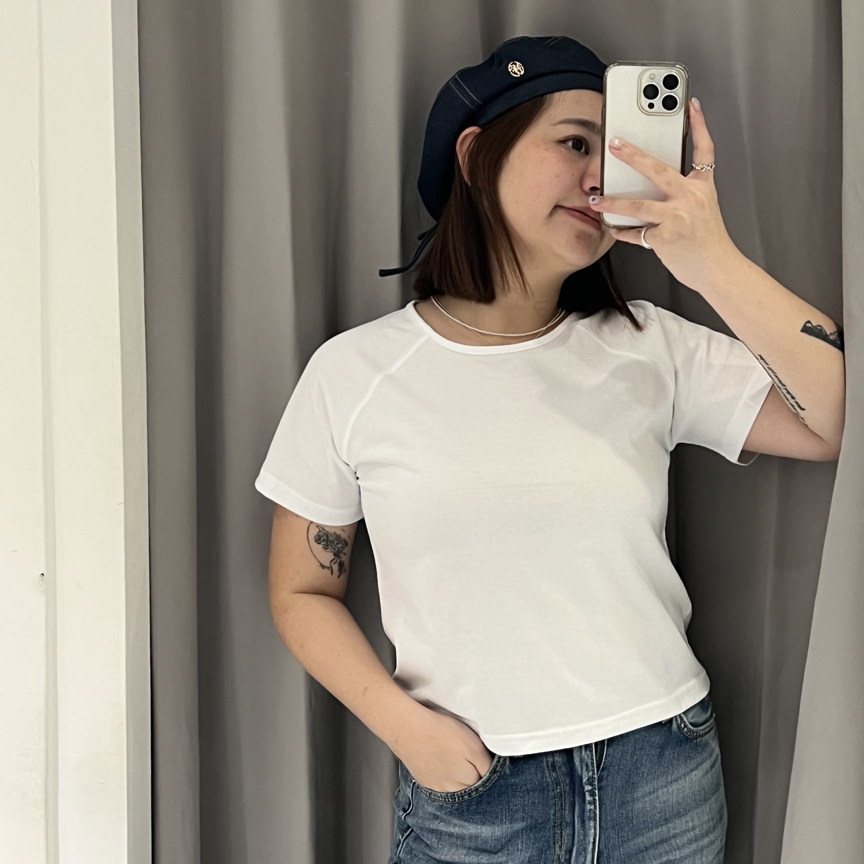 《自訂款》基礎通勤必備款修飾肩膀車線T(五色)