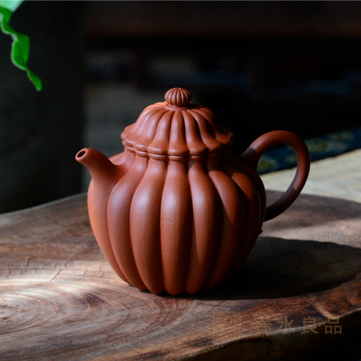 【匠心茶具】朱泥菊瓣壺｜秋山堂出品