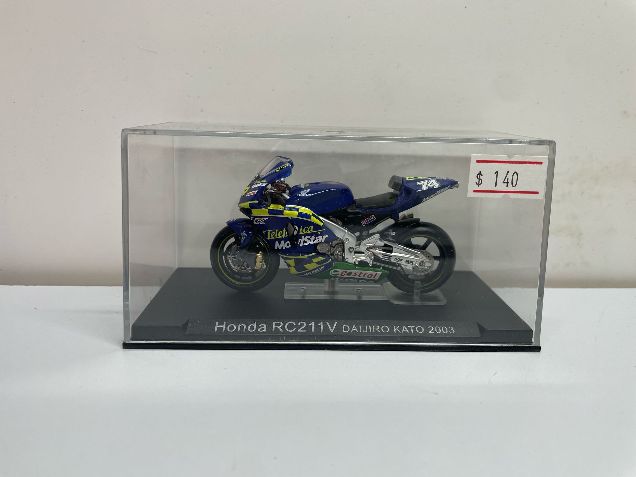 DEAGOSTINI 1/24 HONDA RC211V DAIJIRO KATO 2003