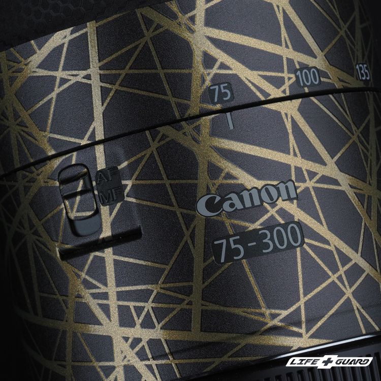 專機專屬鏡頭貼膜，LIFE+GUARD 設計風格交織金