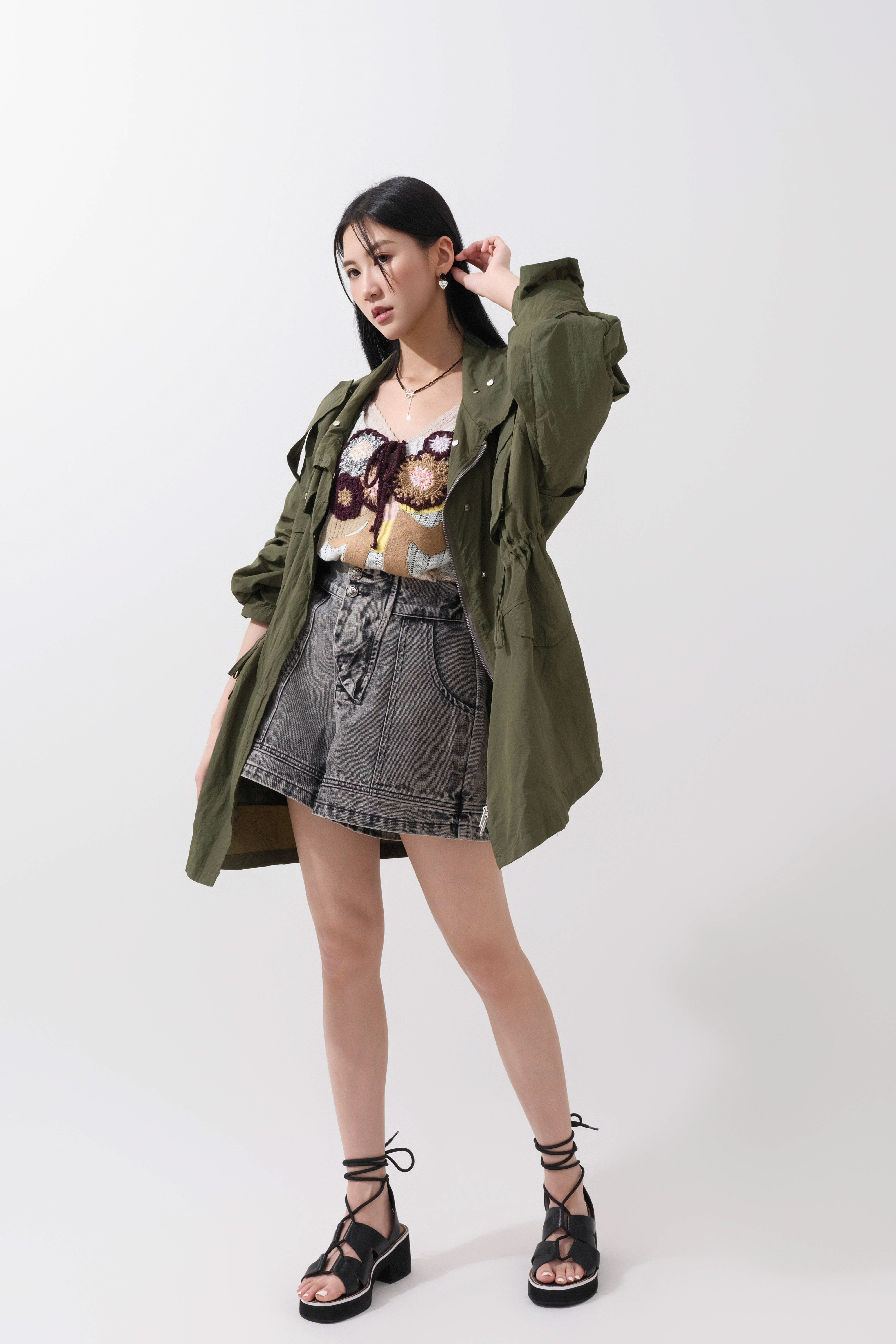 SS25_0295（外套＋上衣＋短褲）
