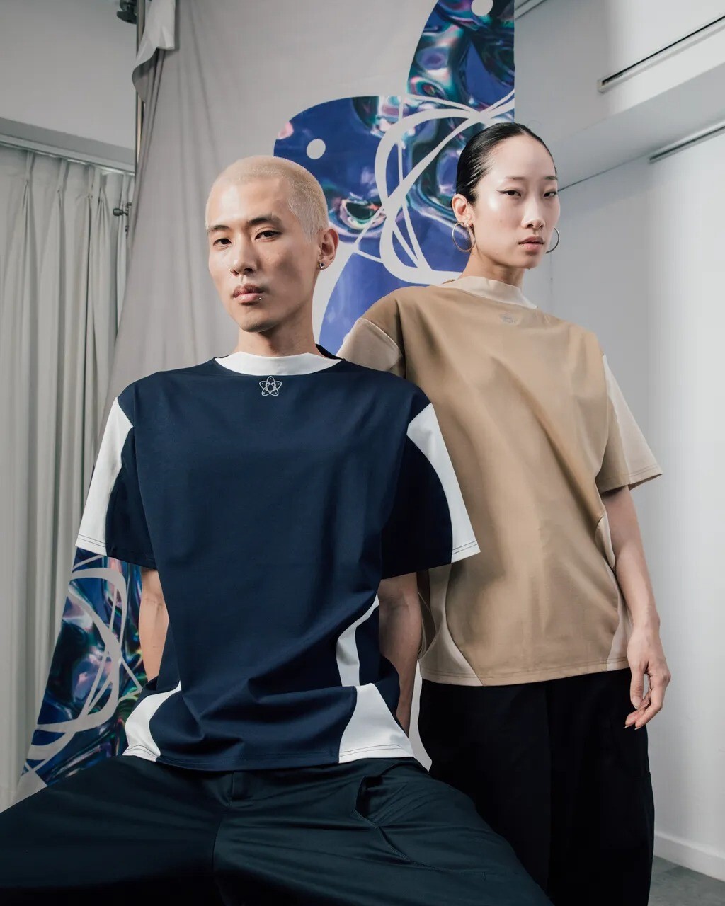 PINHENG 聯名款Jinpinmay 未來解構拼接上衣-卡其