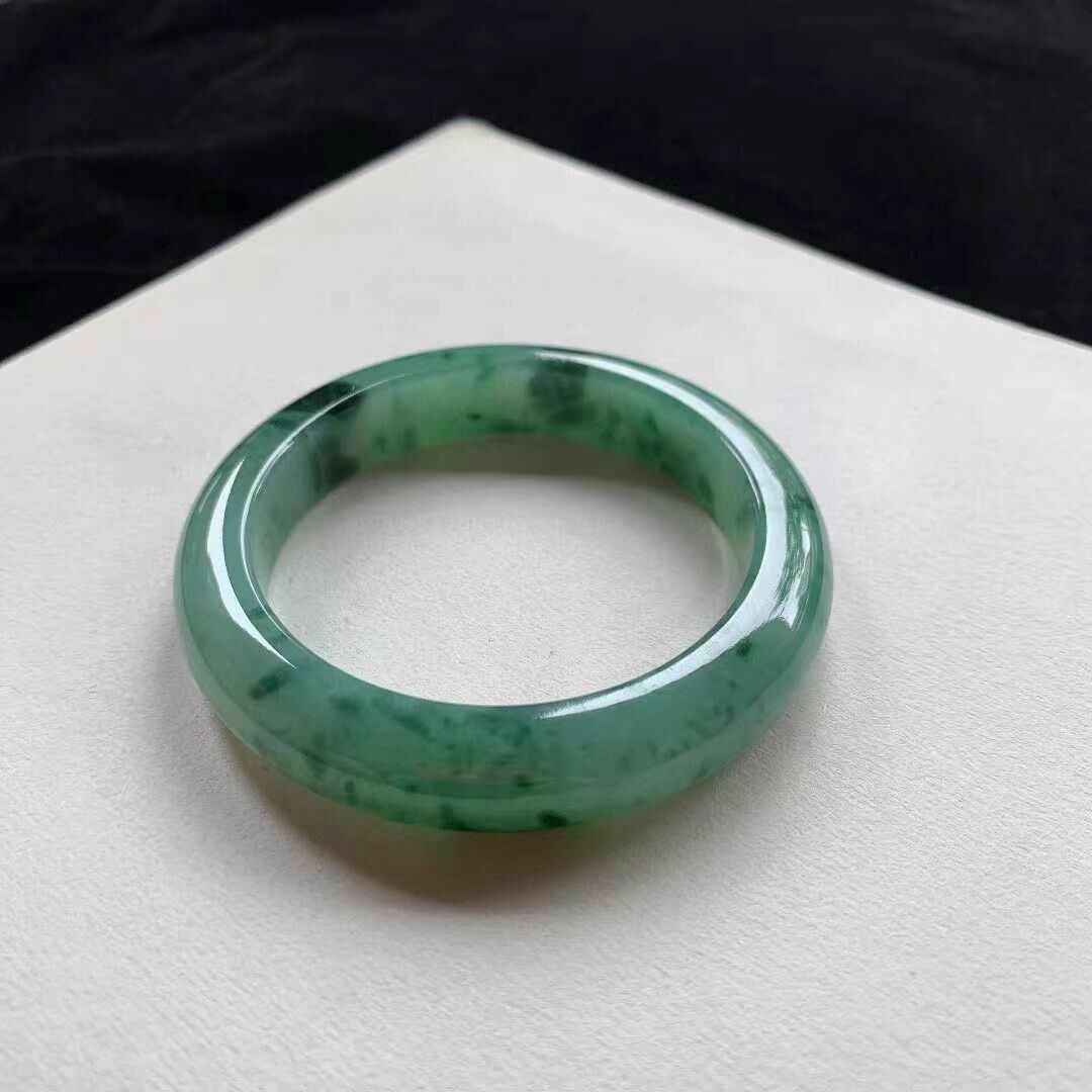 625646 57.2mm辣綠翡翠正圈手鐲 (56-58)
