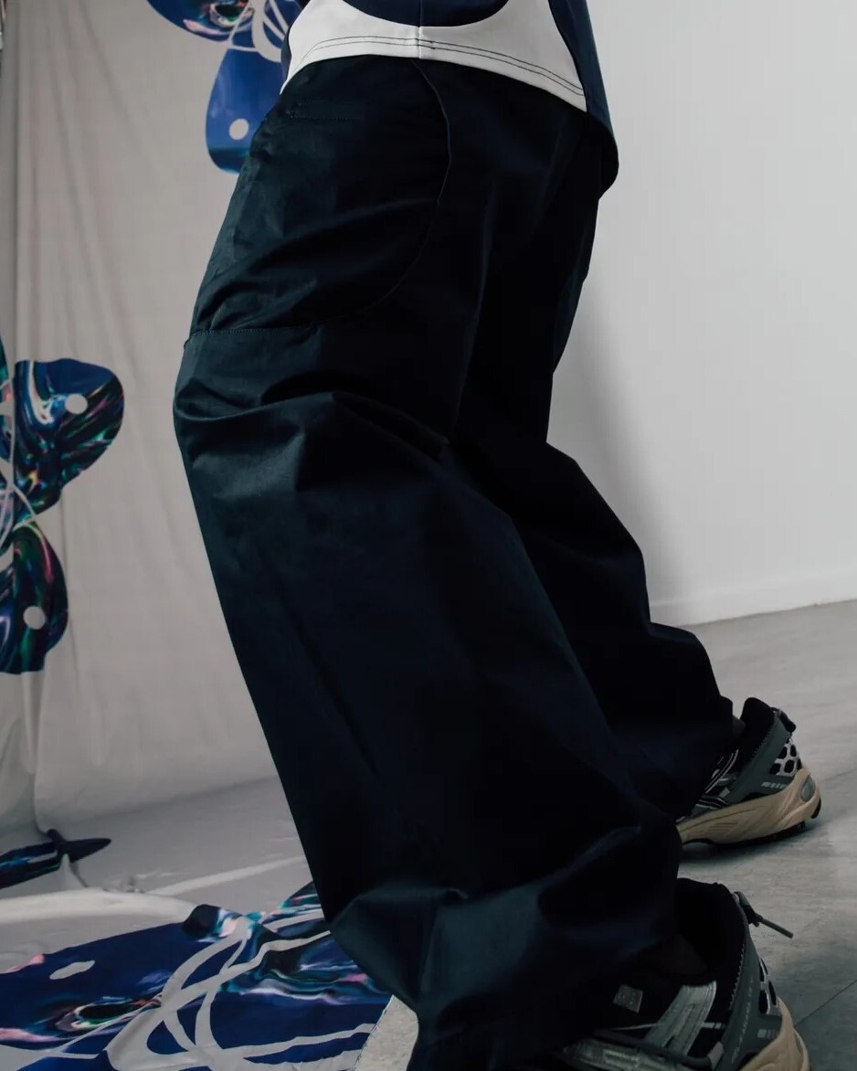 PINHENG 聯名款Jinpinmay 幾何解構中腰錐形長褲-黑色