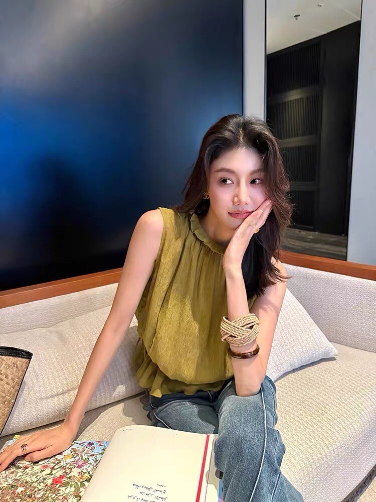 浪漫荷葉滾邊立領造型縮腰背心S-XL / 2色 (Elegant & Love)