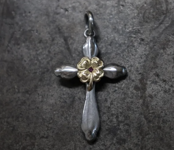 FCT-168 clover cross plain w/ K18 clover + ruby