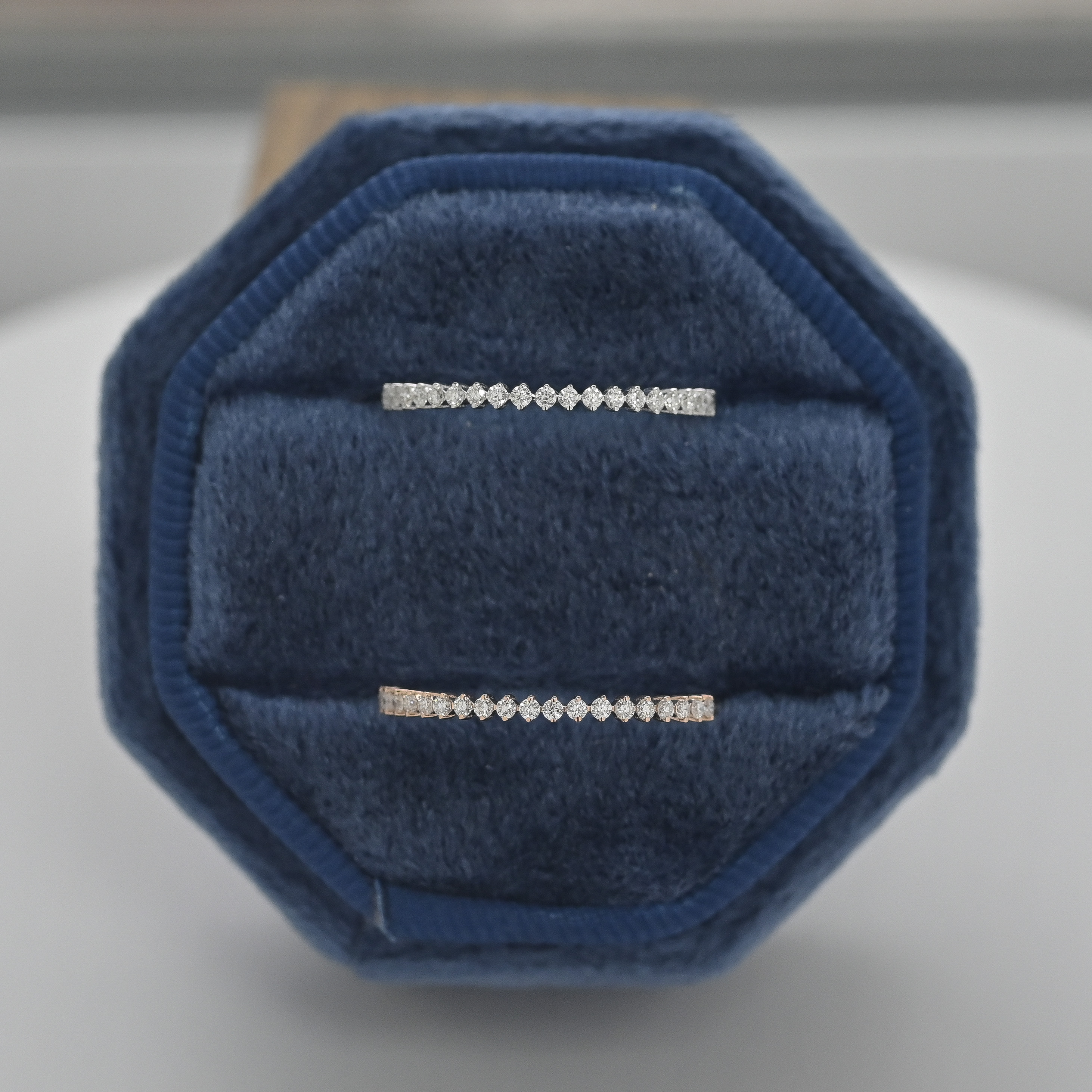 18K Dots Diamond Ring