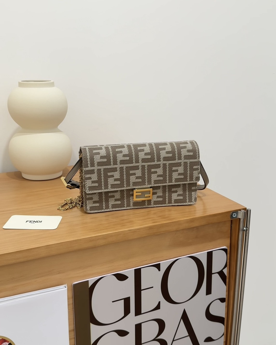 FENDI｜FF BAGUETTE WOC 21*5*11.5 cm