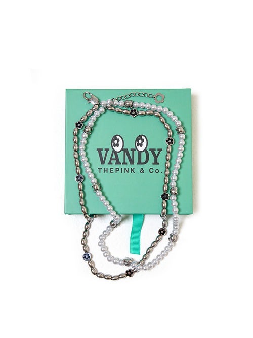 VANDY Burger Flower Necklace