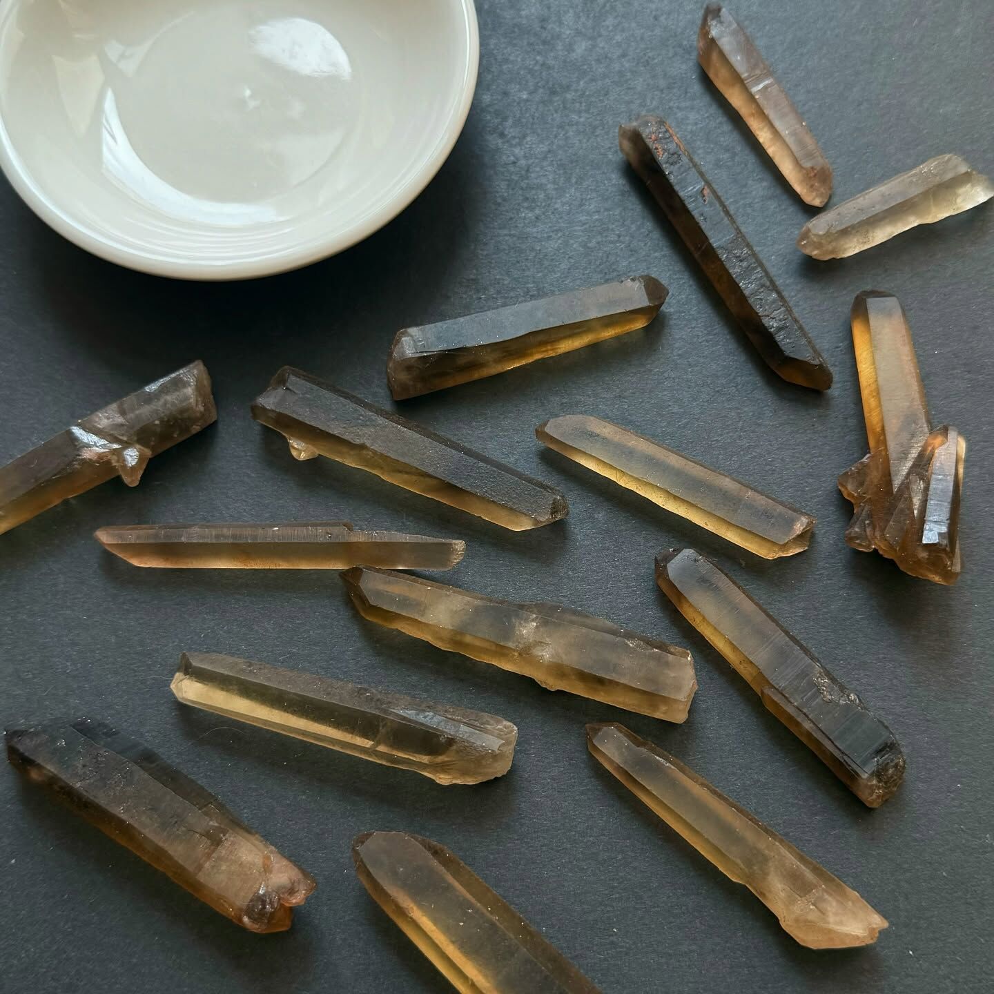 [原石] 茶晶原礦 小柱 約 60-90mm