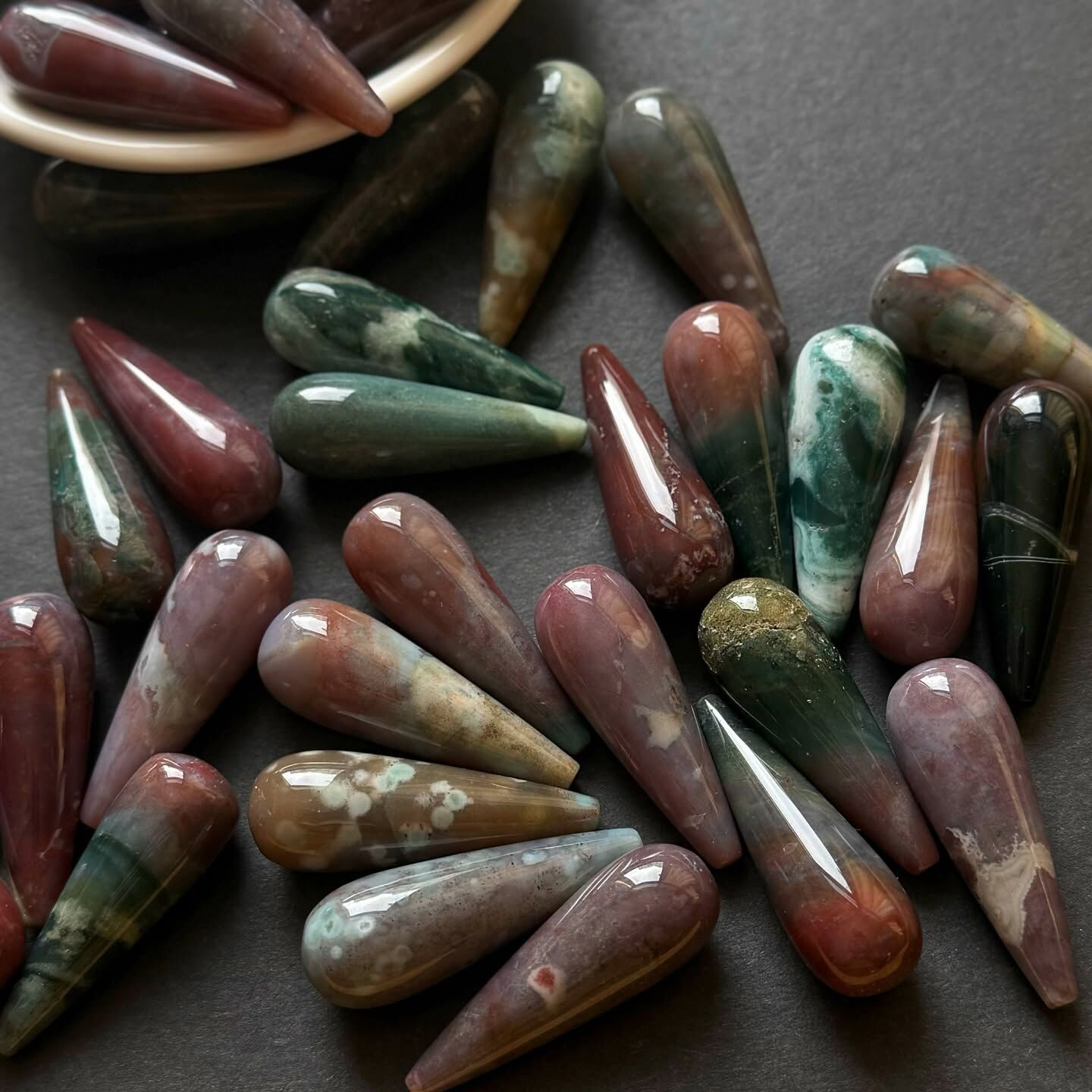 [原石] 海洋碧玉 水滴墜子（無孔）