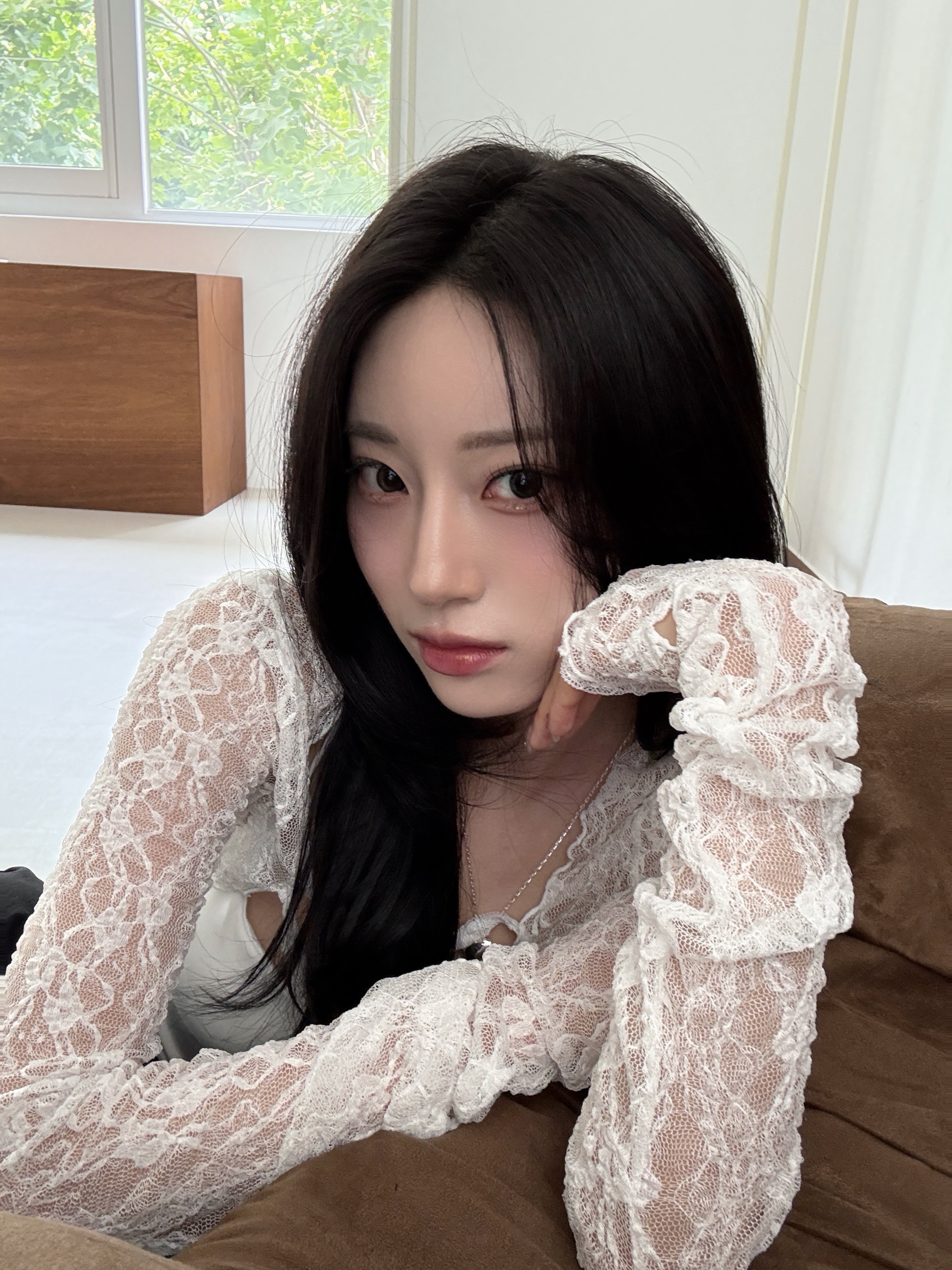 【現貨】U38 天使羽毛 蕾絲綁帶外罩 (白)