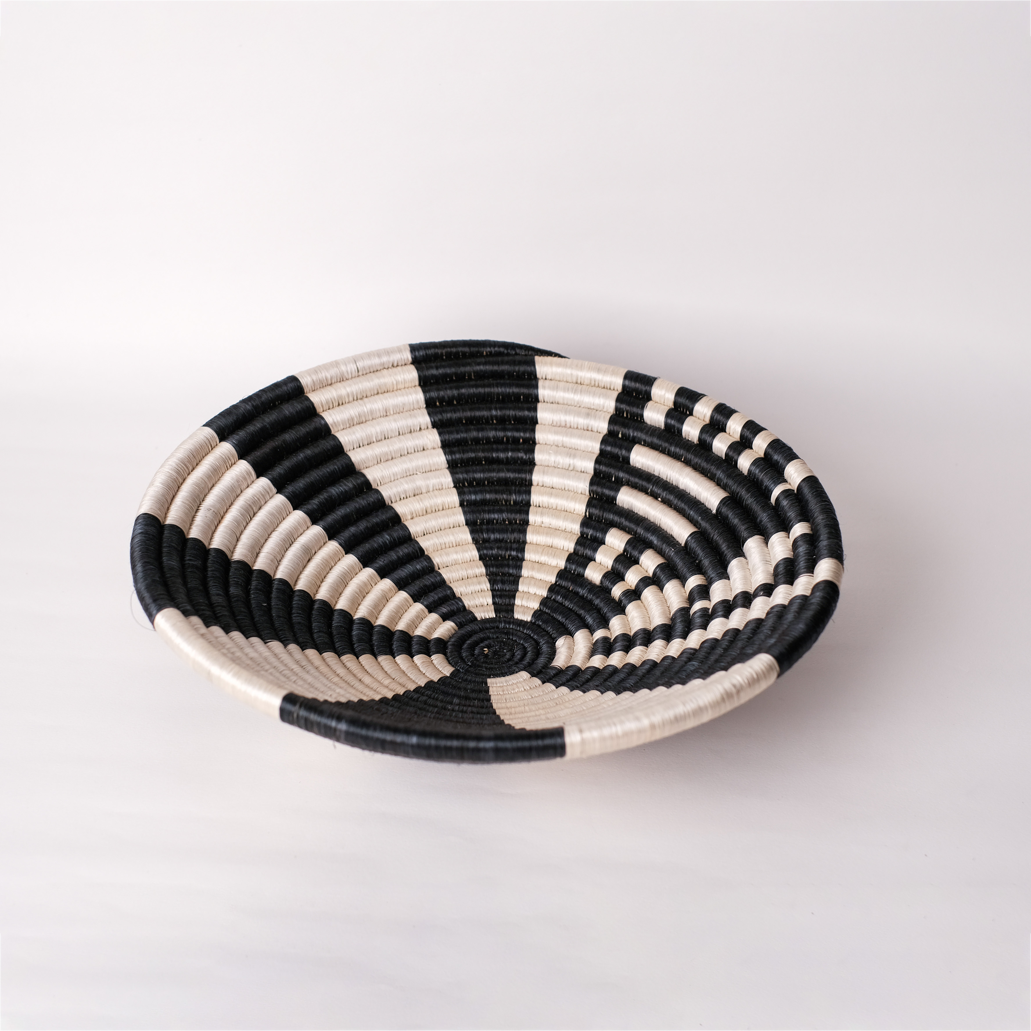 香草編織｜盤 A15 - 30cm｜盧安達