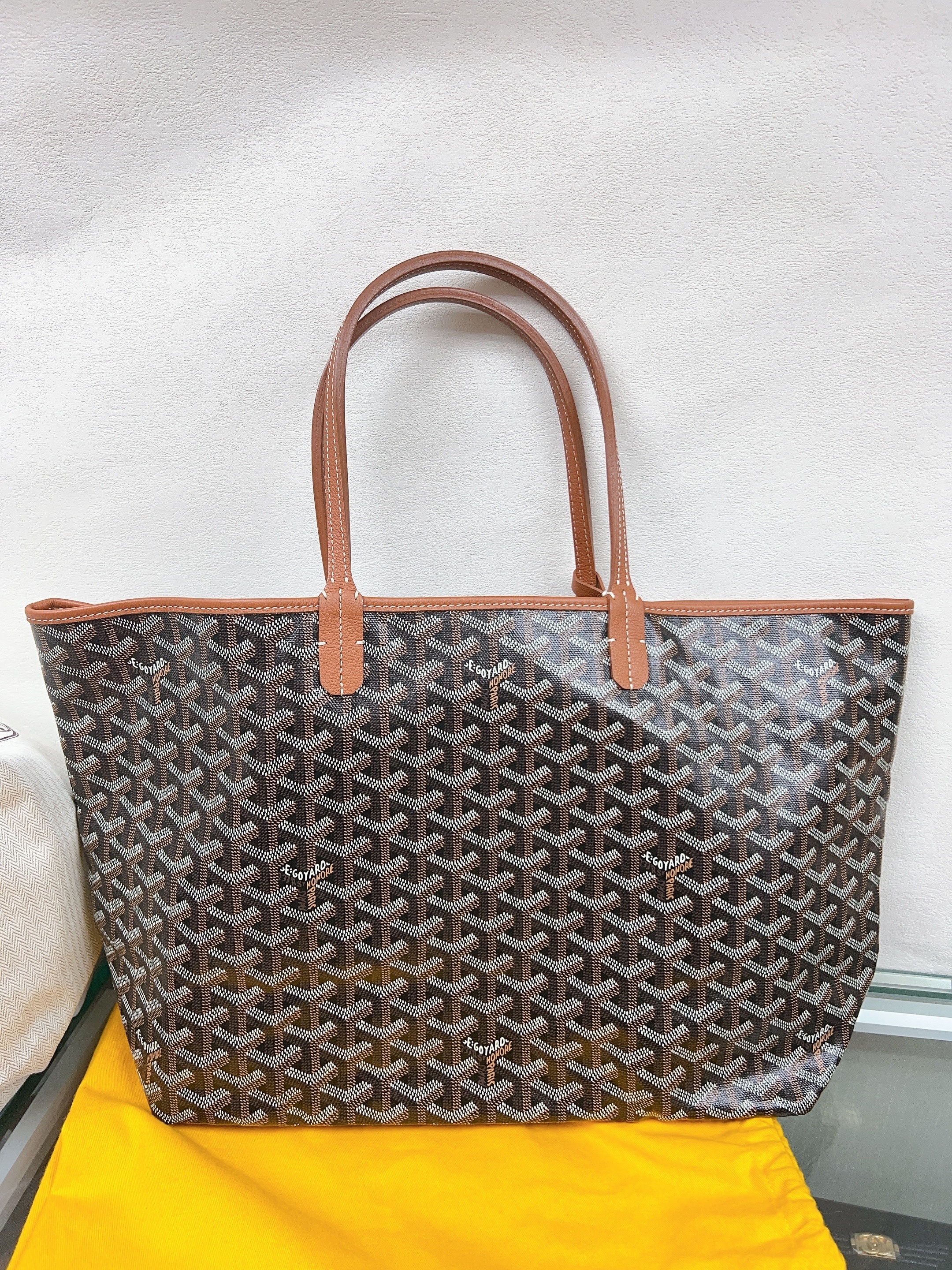 Goyard Saint Louis tote pm tan