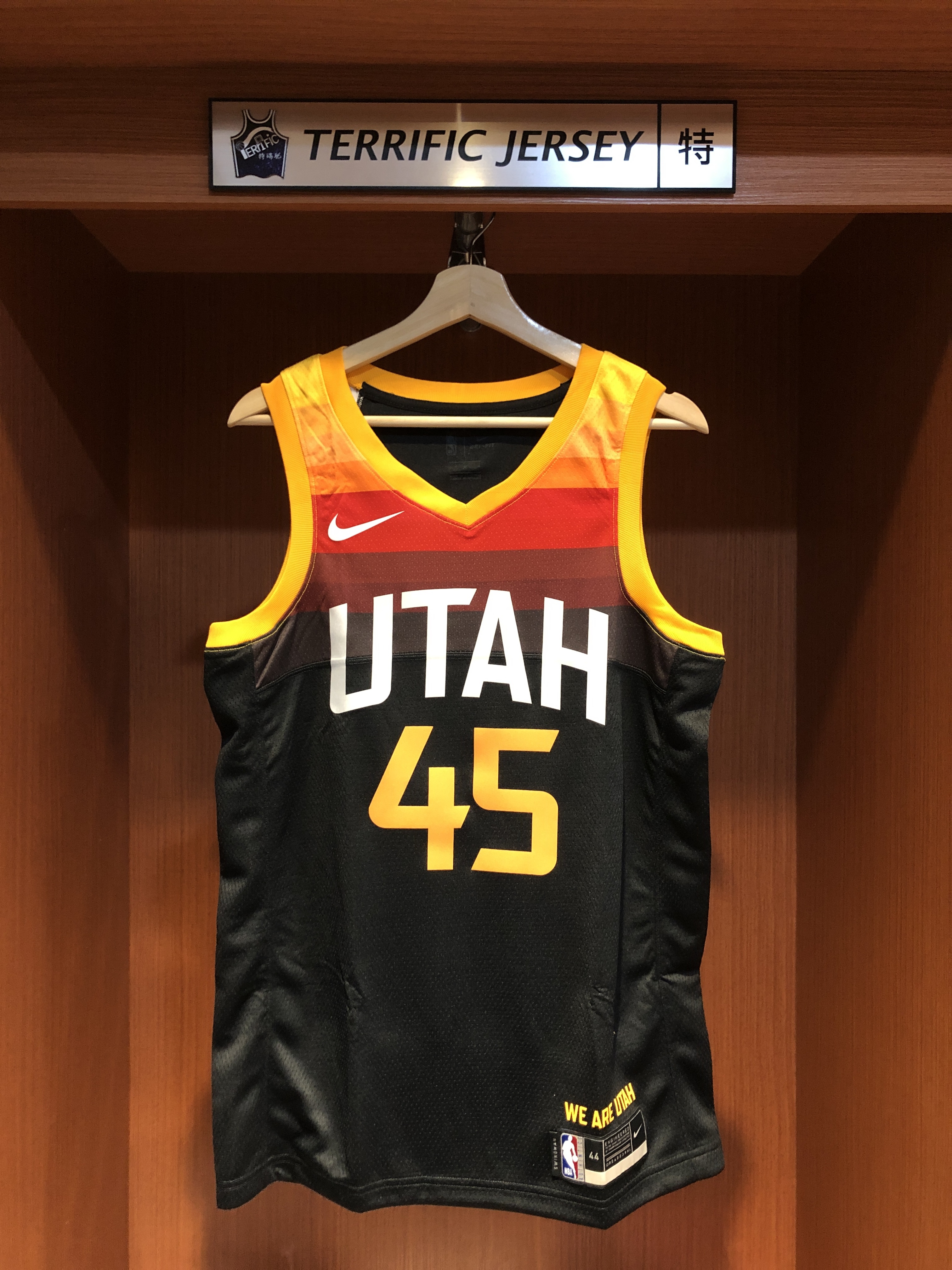 NBA球衣 Donovan Mitchell 猶他爵士城市黑 City Nike Swingman 球迷版 熱轉印 全新