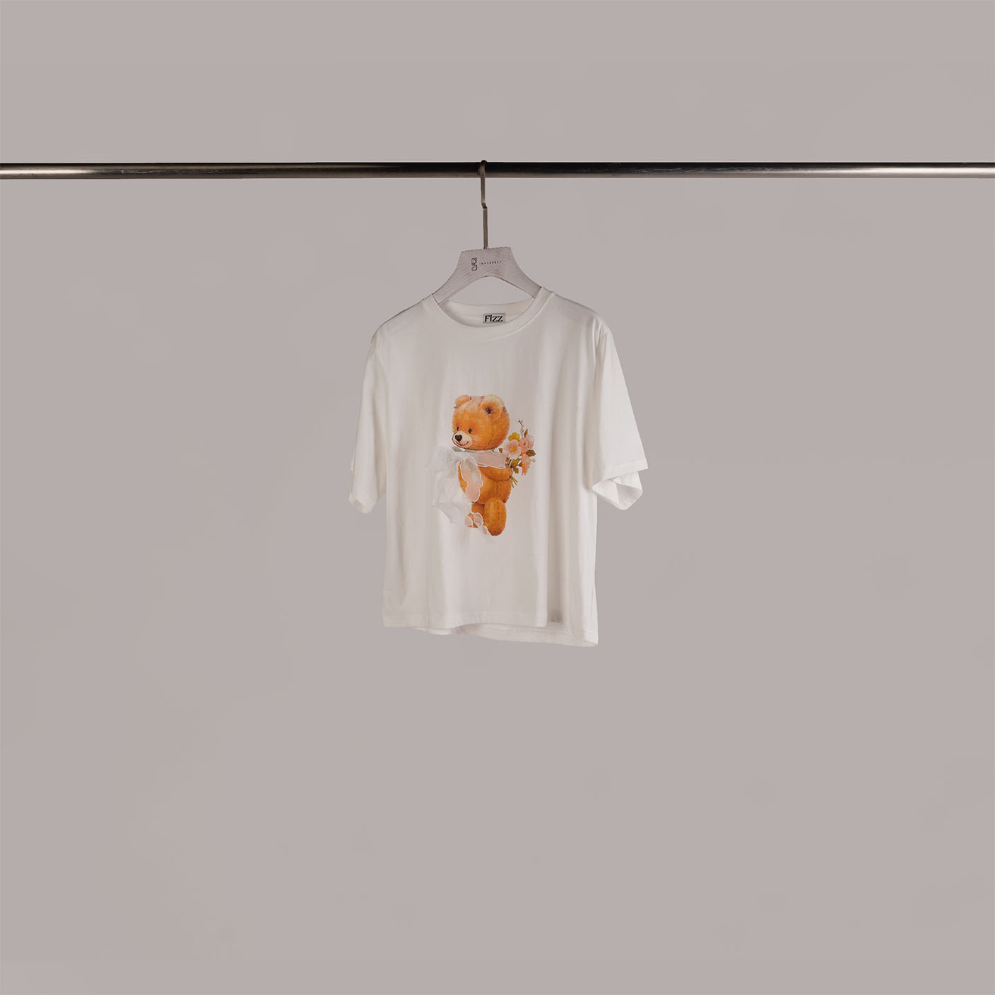 蝴蝶結泰迪熊短T | 百搭白