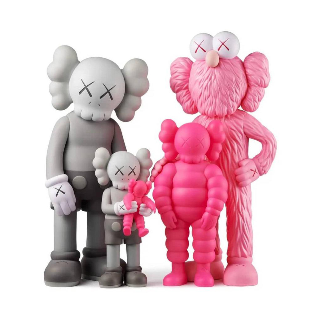 KAWS FAMILY VINYL FIGURE GREY