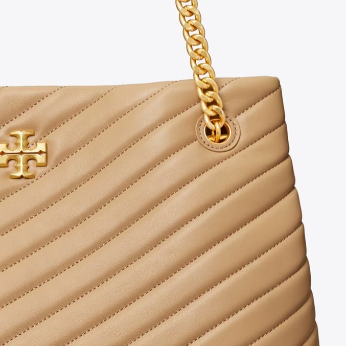【預購】Tory Burch KIRA CHEVRON G0618112 TOTE 包包（奶茶色）