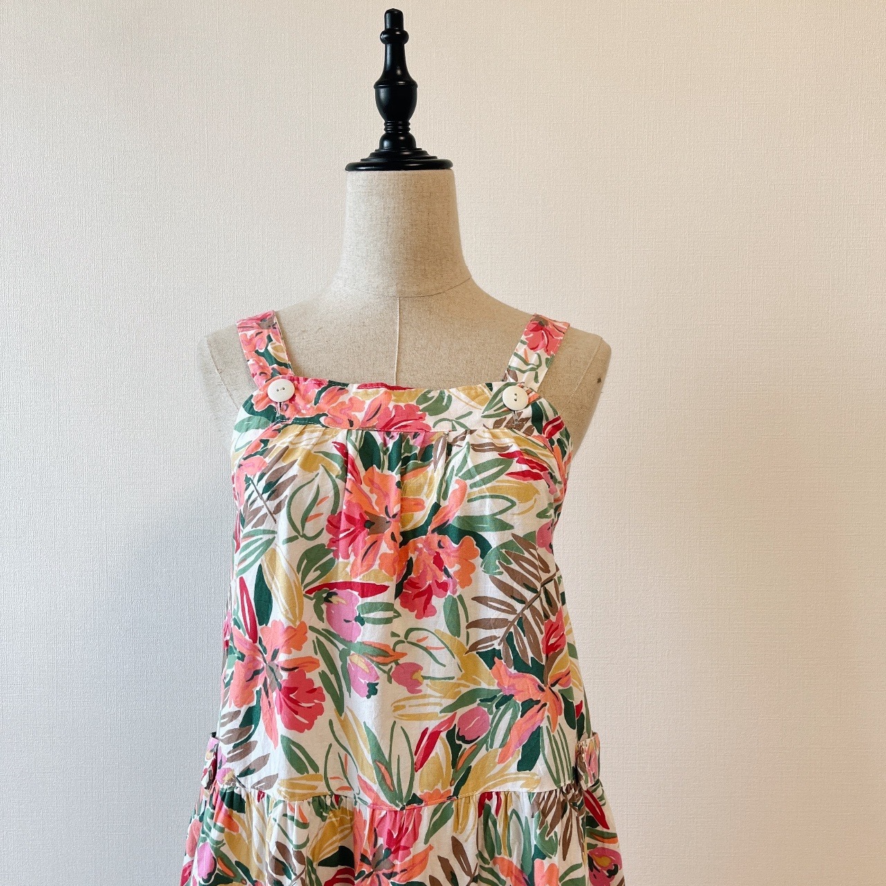 夏日綿質粉紅色大花吊帶背心裙