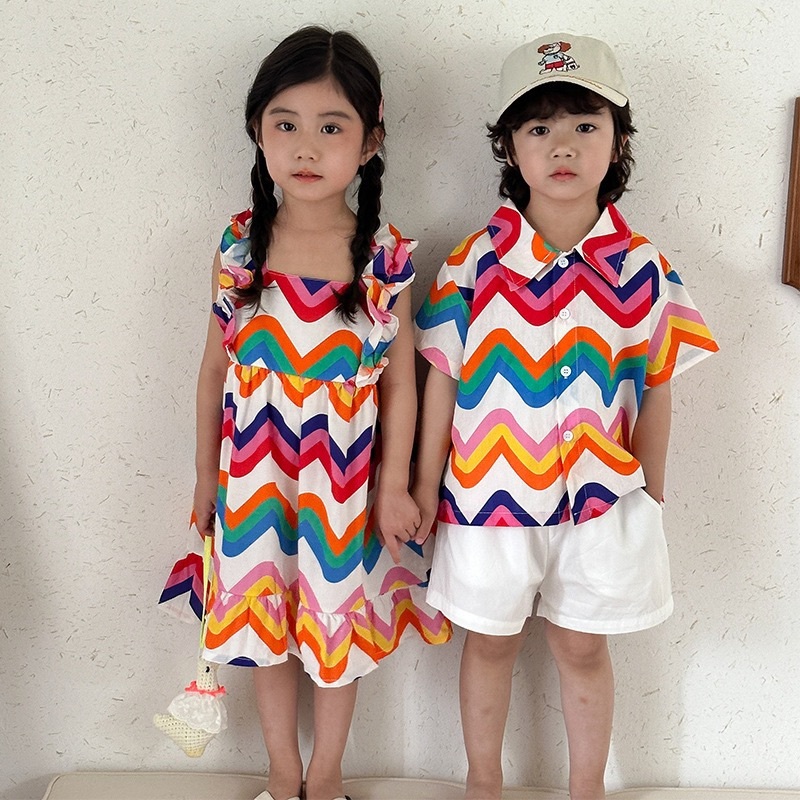 兄弟姐妹一起穿_度假塗鴉感套裝/洋裝