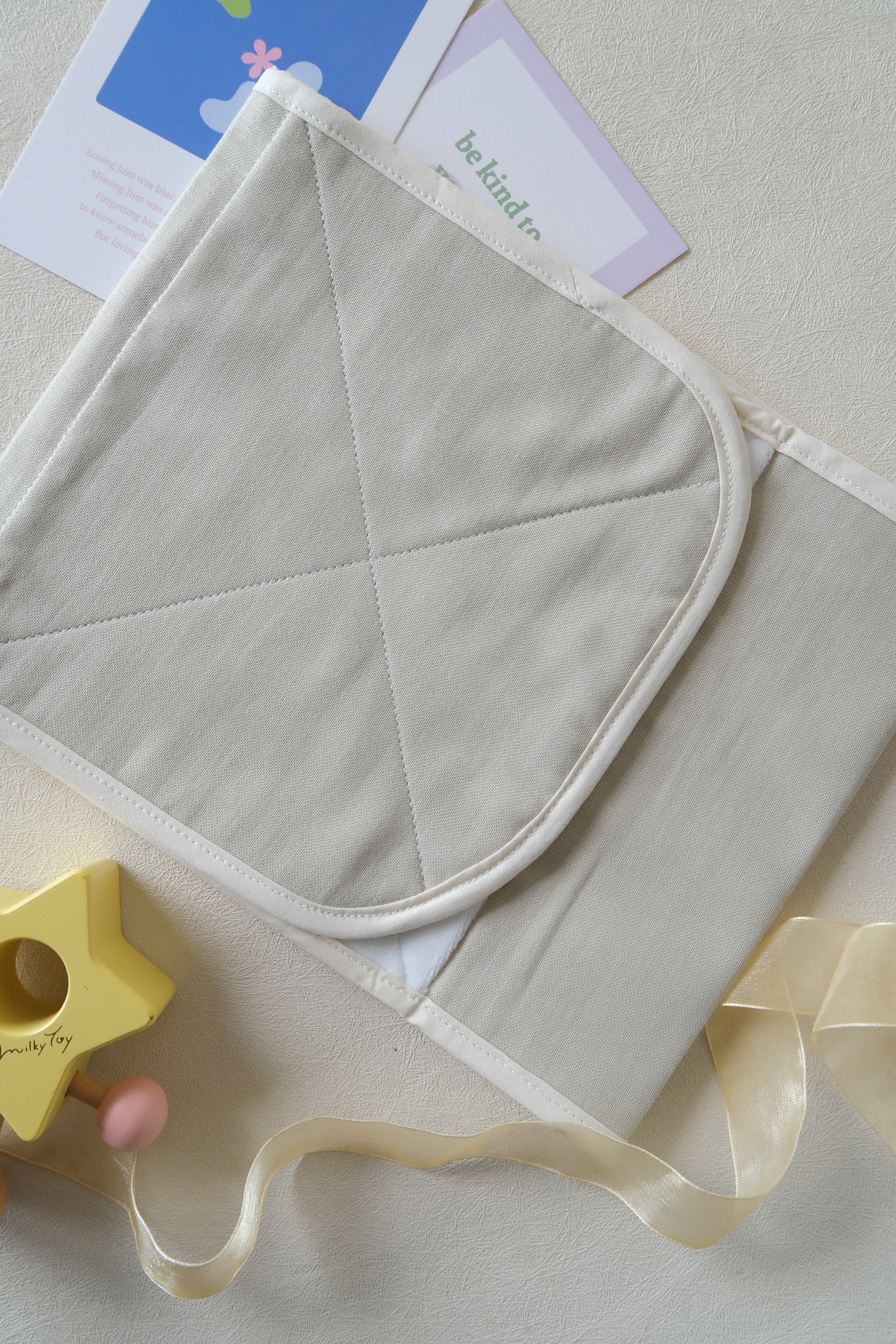 Hi Y.P store-超靜音柔軟肚圍-米白星星