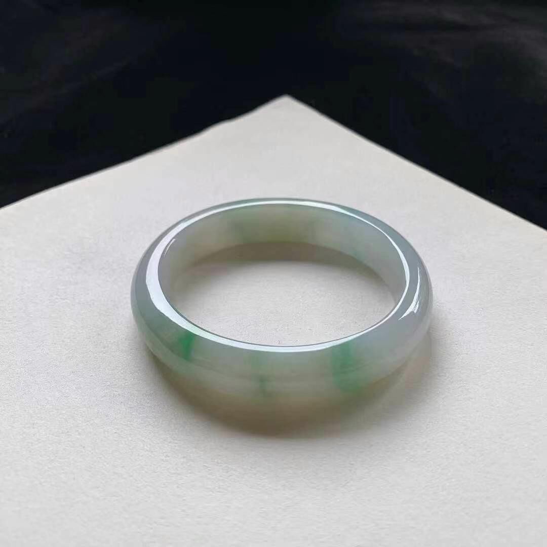 625650 54mm冰飄綠翡翠貴妃手鐲 (52-54)