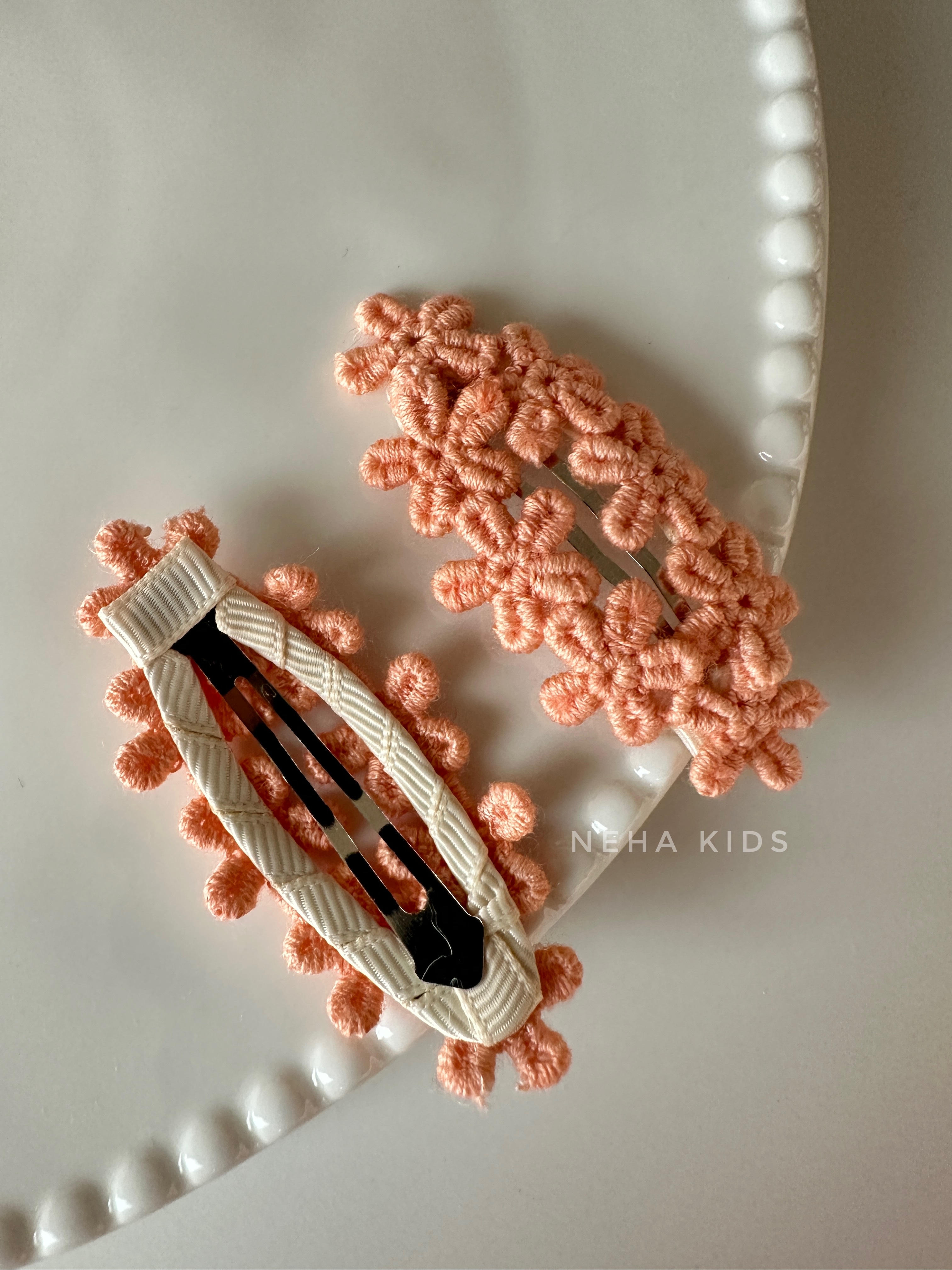 【現貨】韓製 ♥《春天在耳邊說悄悄話》刺繡小花夾/入