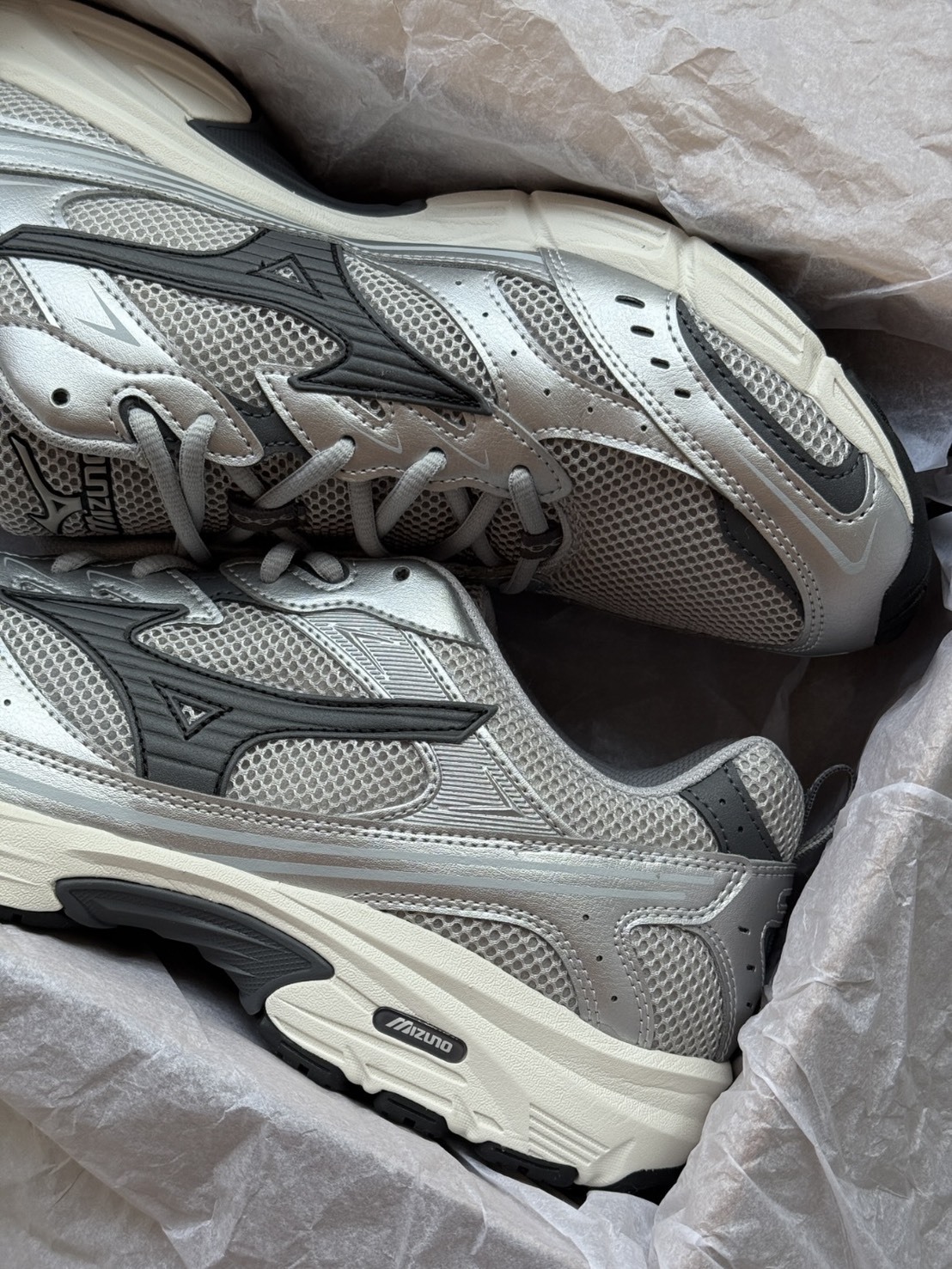 <快速出貨> MIZUNO 美津濃 SPORTSTYLE MXR OG  銀黑