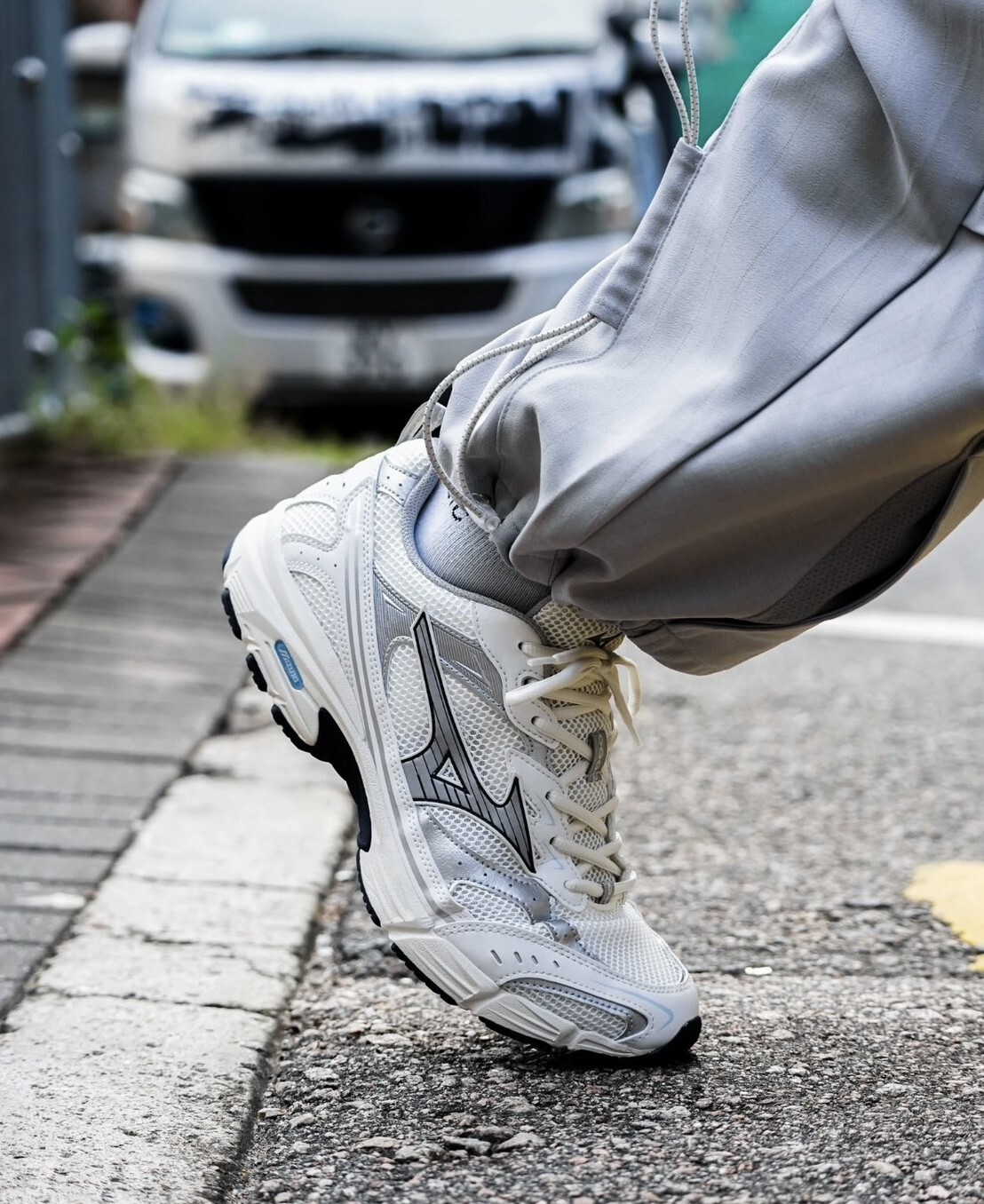 <快速出貨> MIZUNO 美津濃 SPORTSTYLE MXR OG  白銀