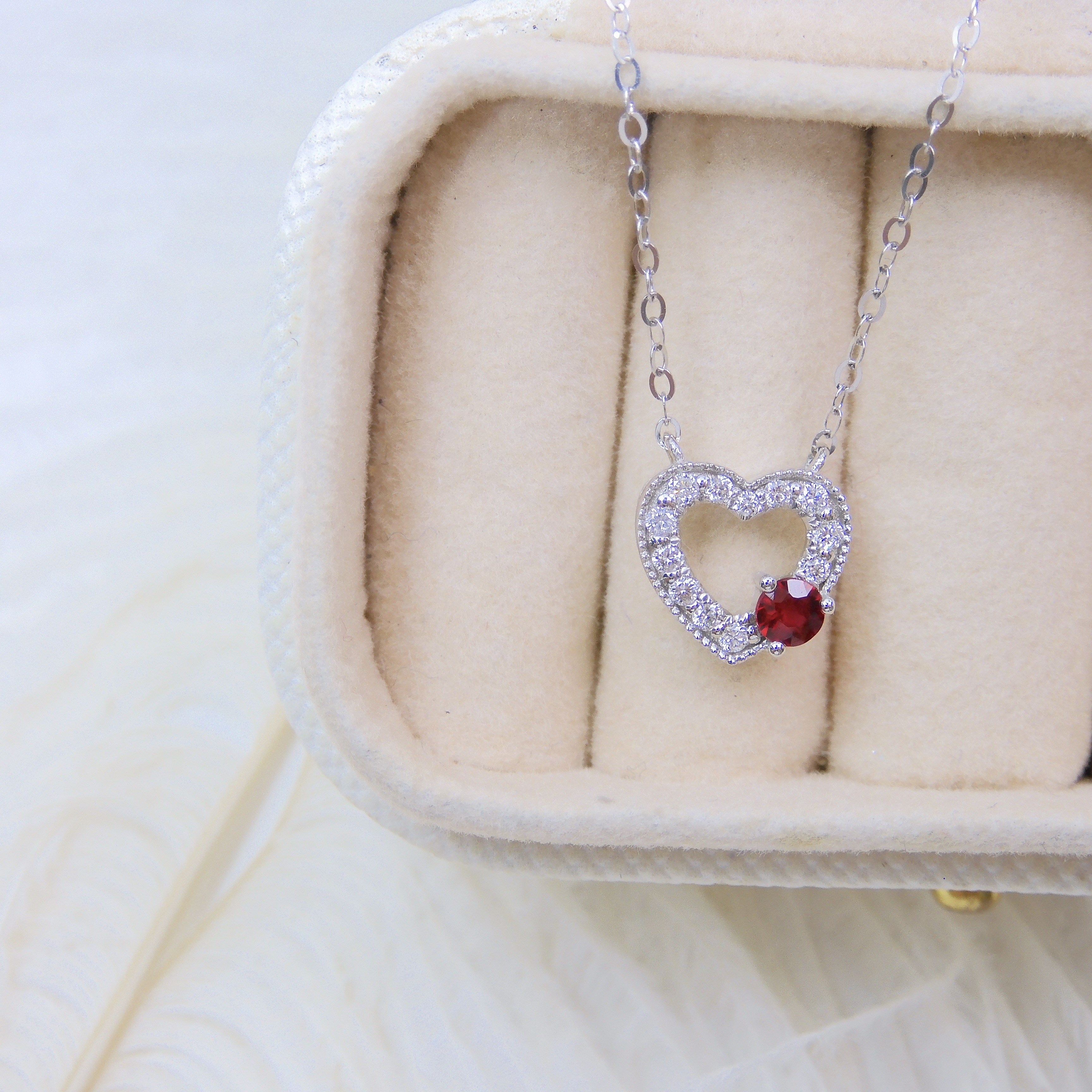 18K金 0.12ct 紅寶石項鏈