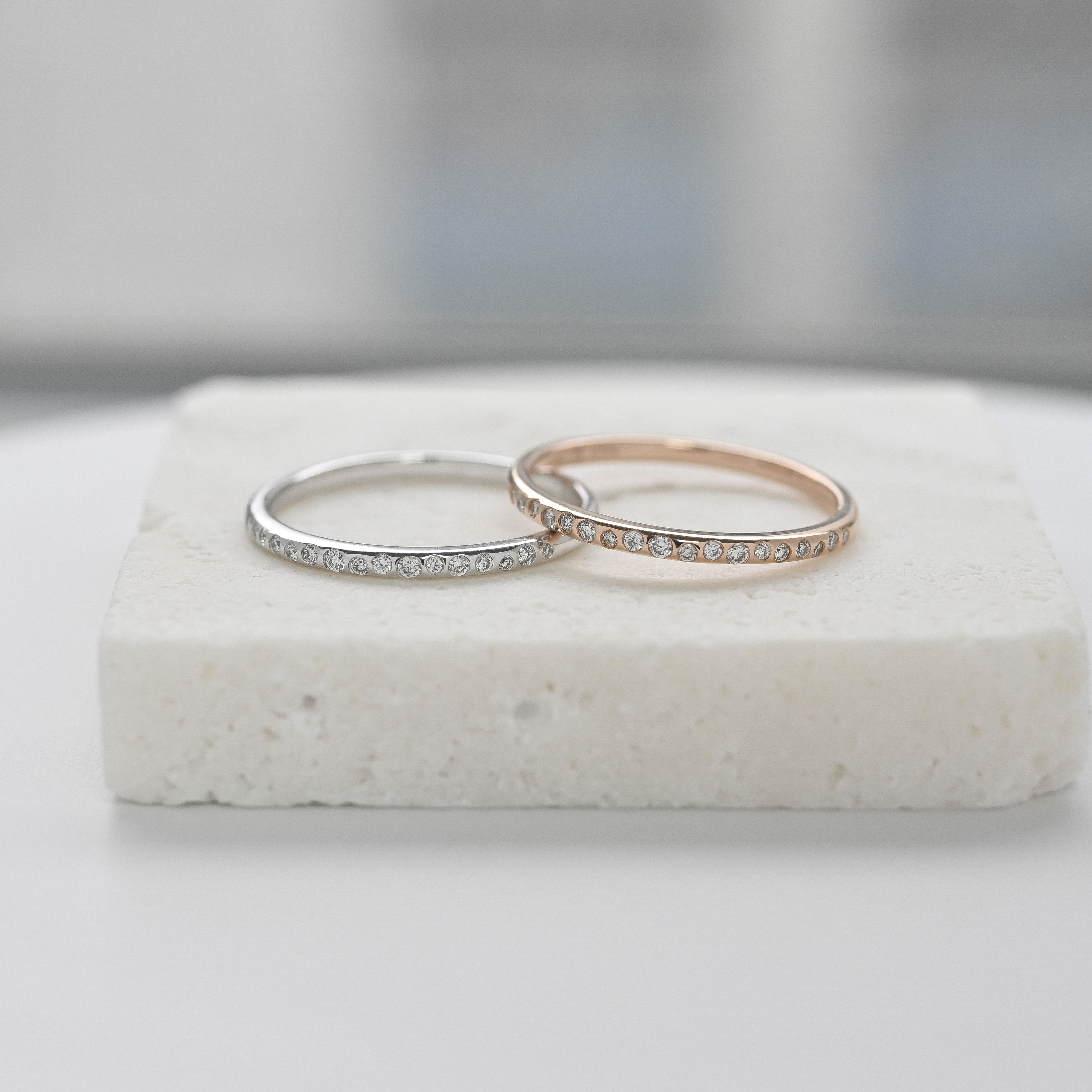 18K Kropki Diamond Ring