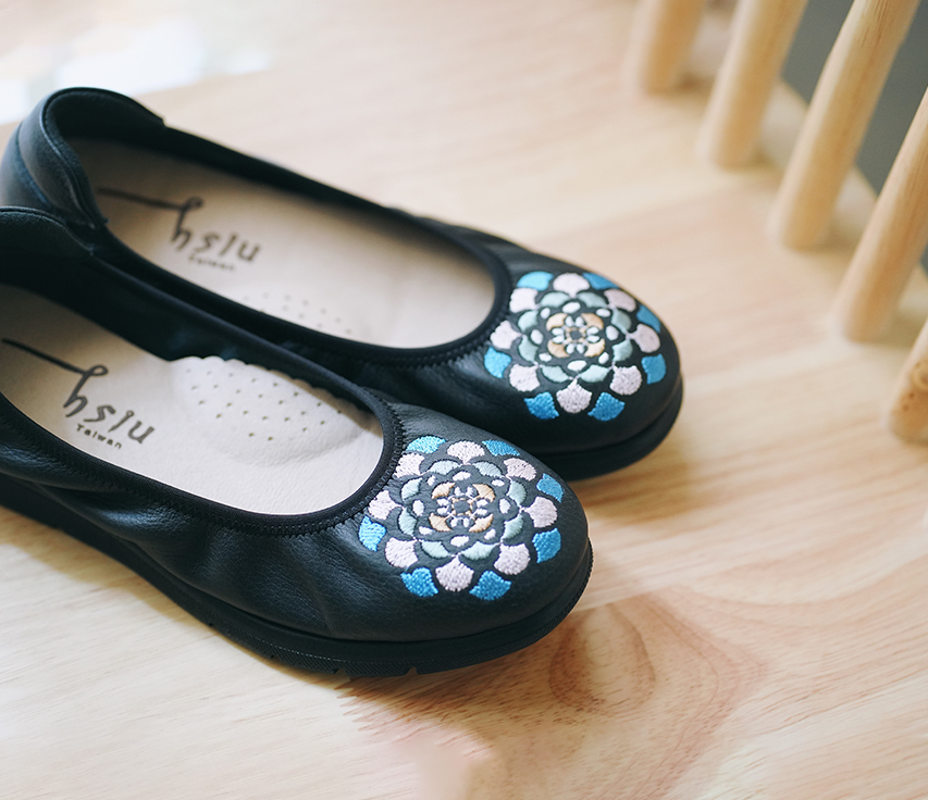 刺繡散步鞋｜錦簇花語 (經典黑)