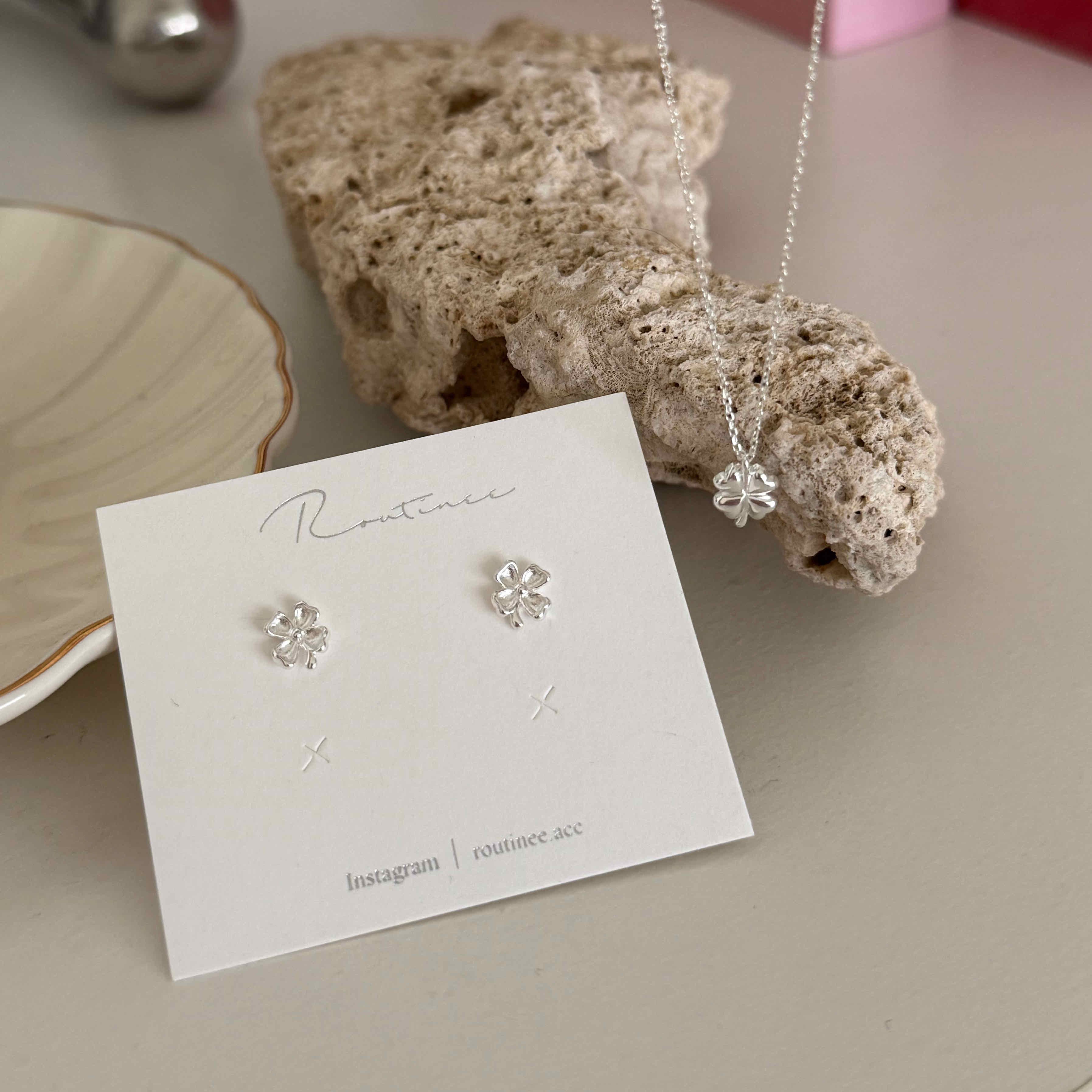 🇰🇷925 silver 精緻幸運草耳環