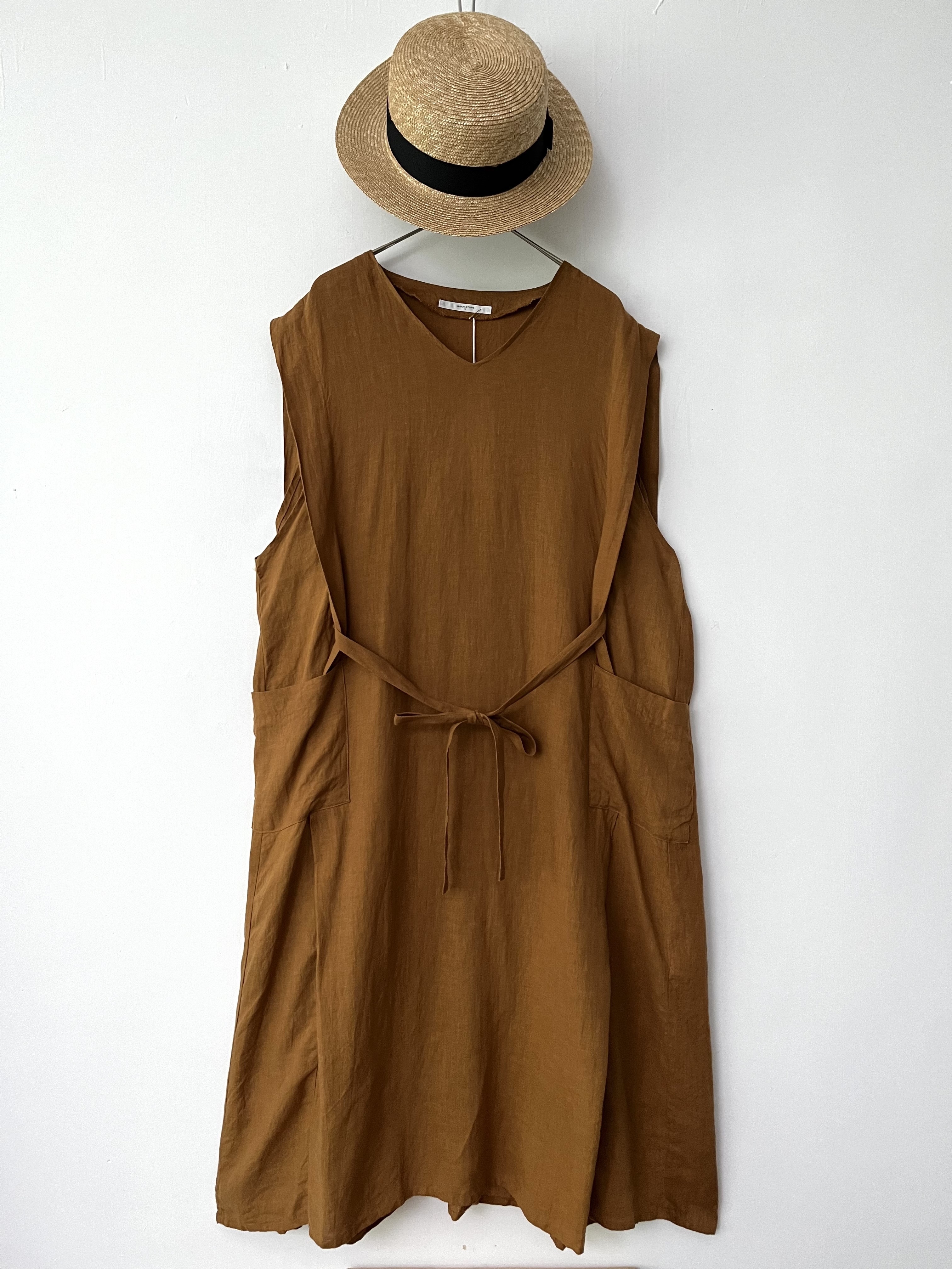 日本製駱駝色背心ops