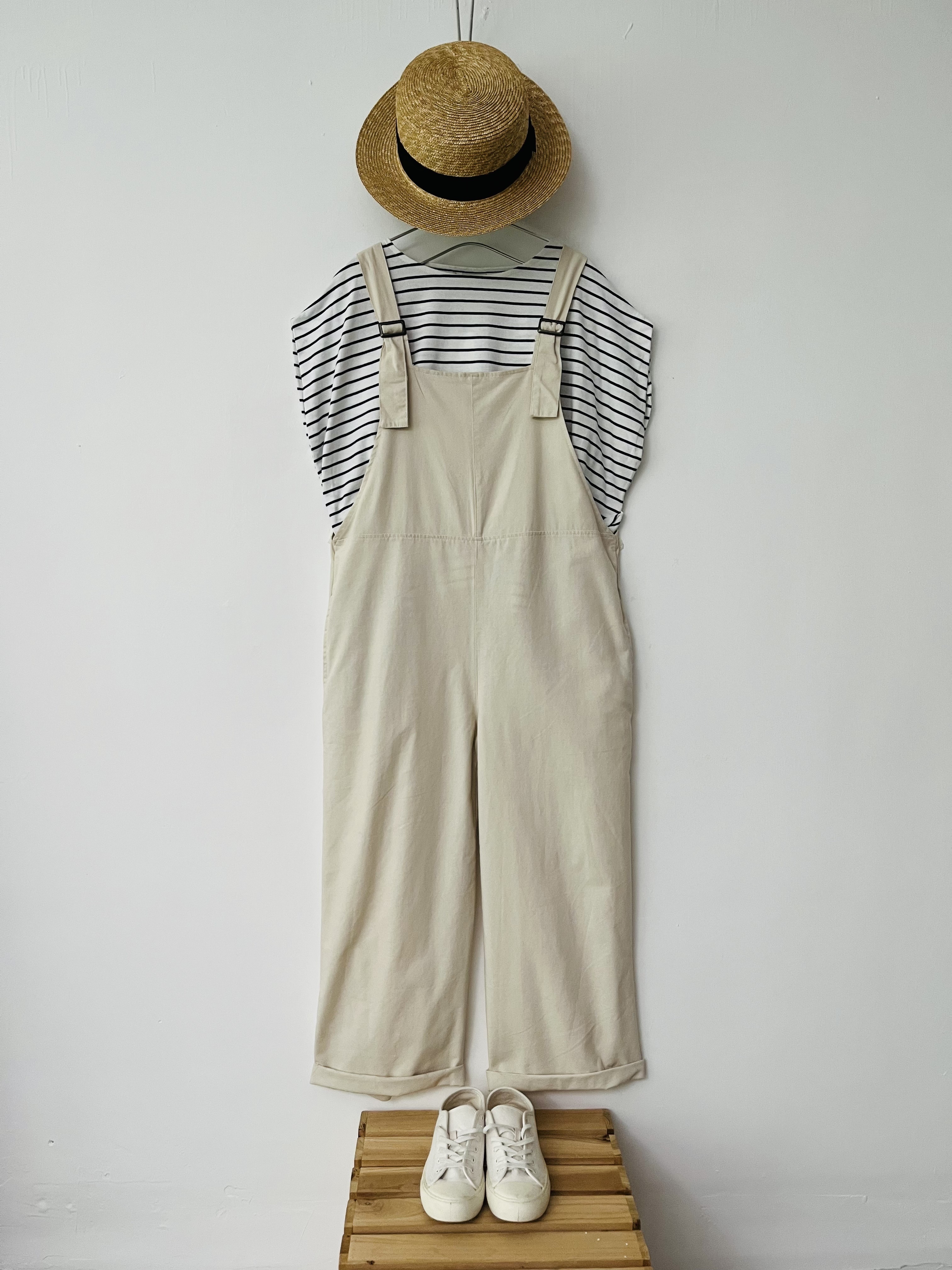 米色吊帶工人褲