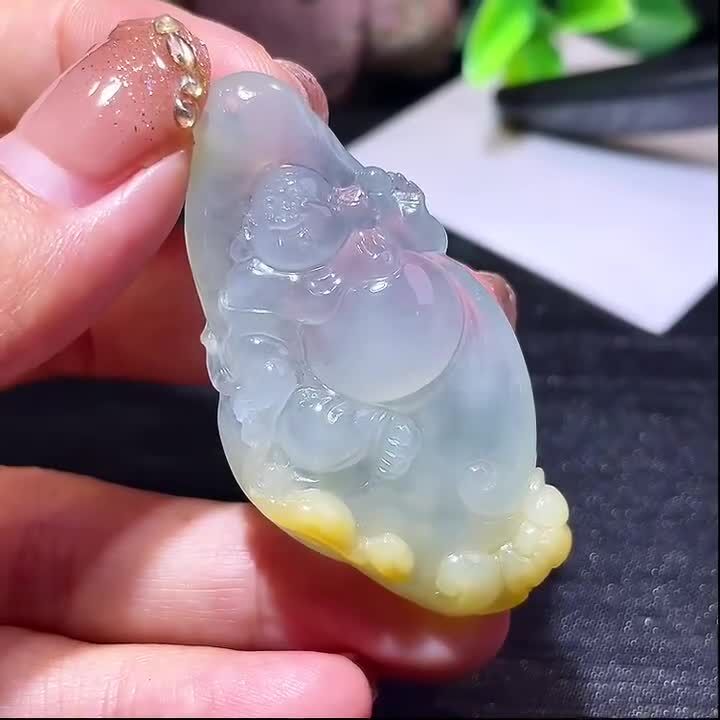 62429 翡翠佛公吊墜