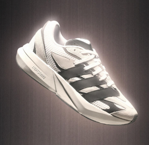 ADIDAS LIGHTBLAZE Men’s Lightweight Running Shoes – JUN25