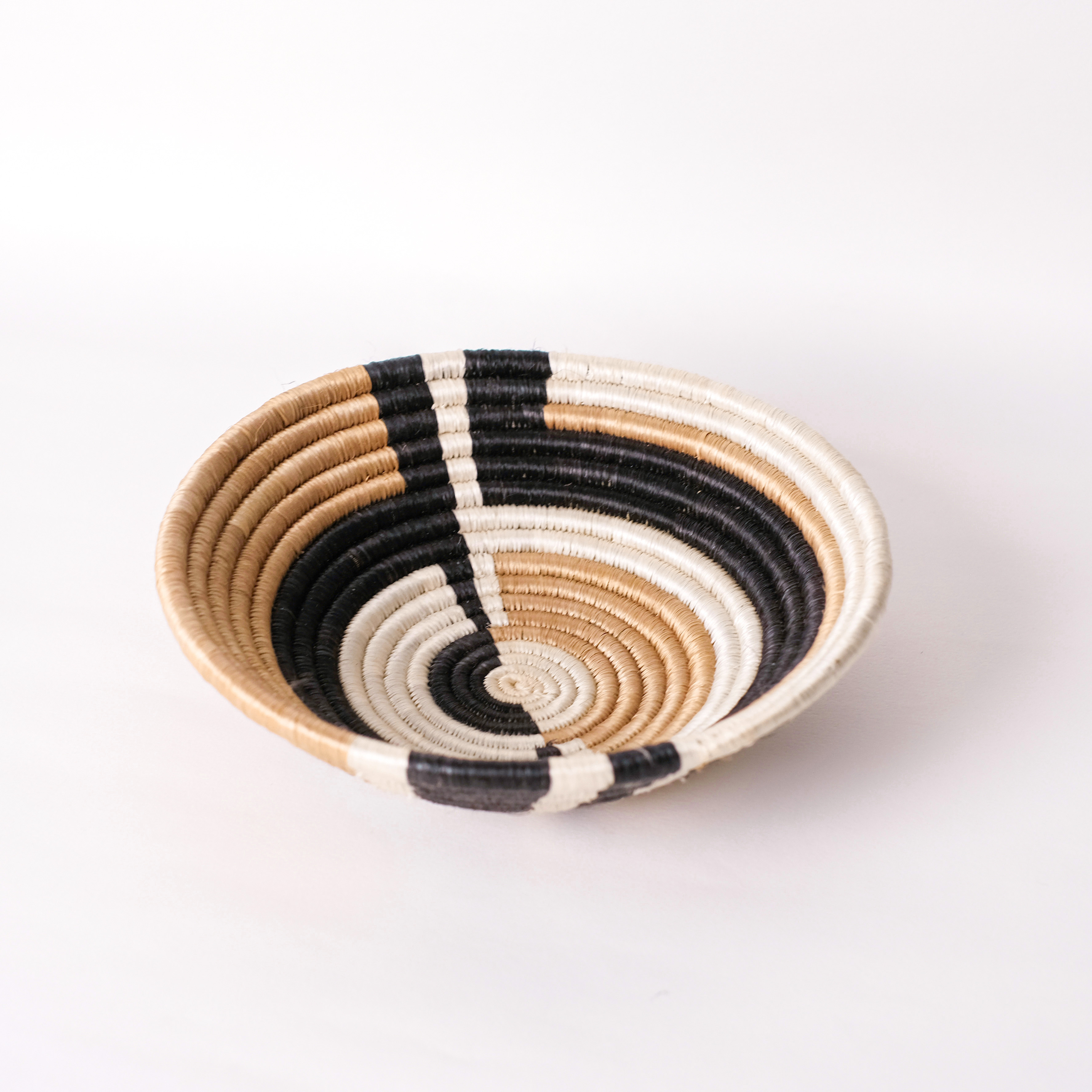 香草編織｜盤A61 - 18cm｜盧安達