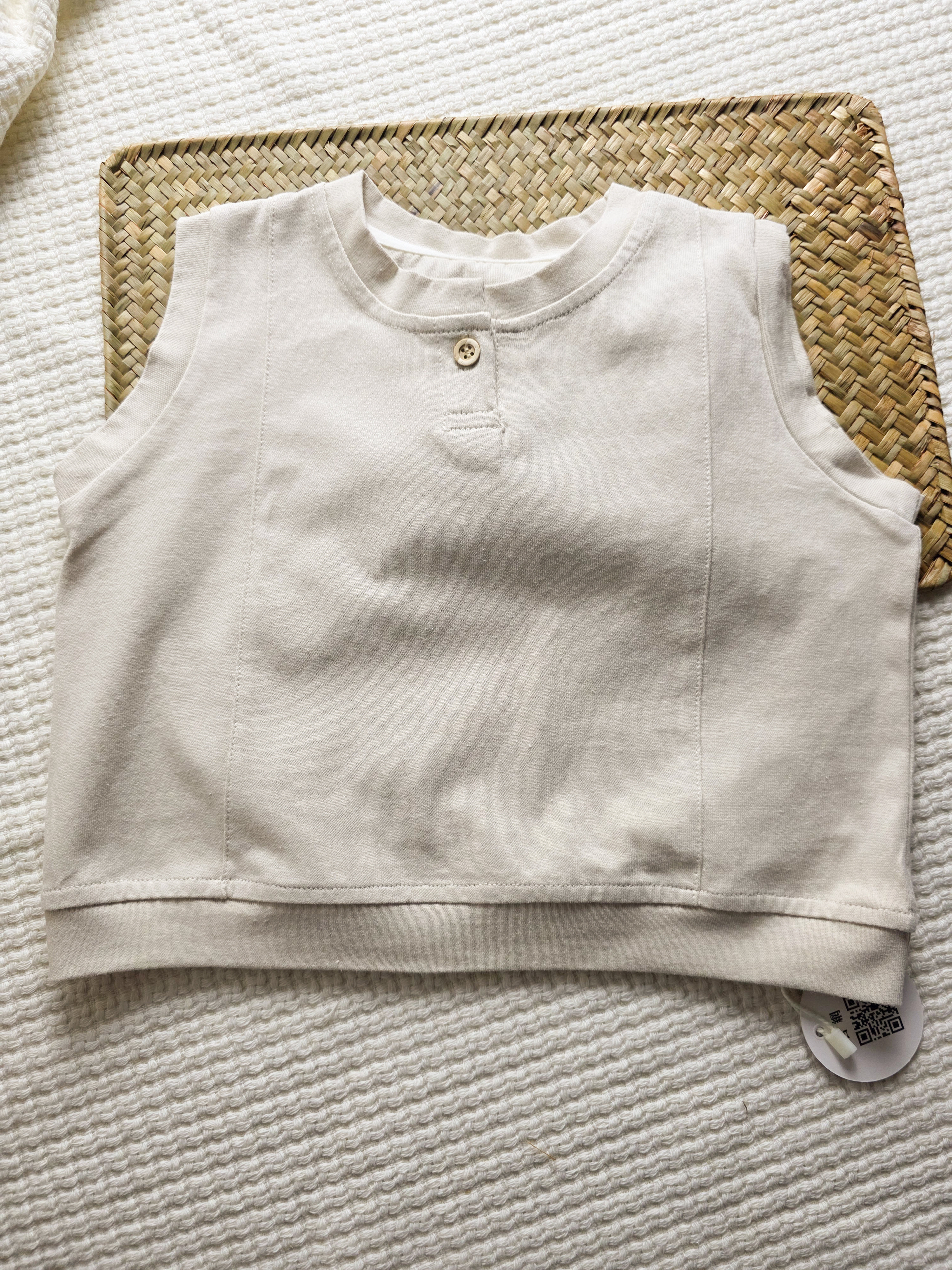 糖糖米米 坎肩上衣/背心