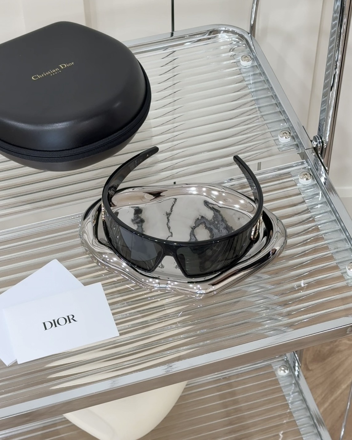 DIOR｜M1U 髮箍墨鏡 黑色