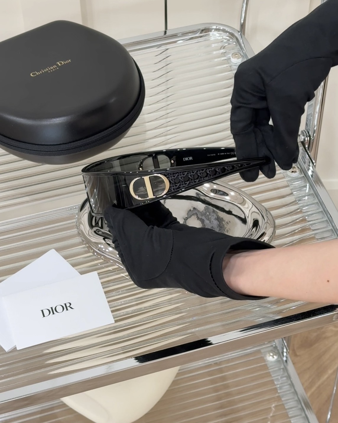 DIOR｜M1U 髮箍墨鏡 黑色