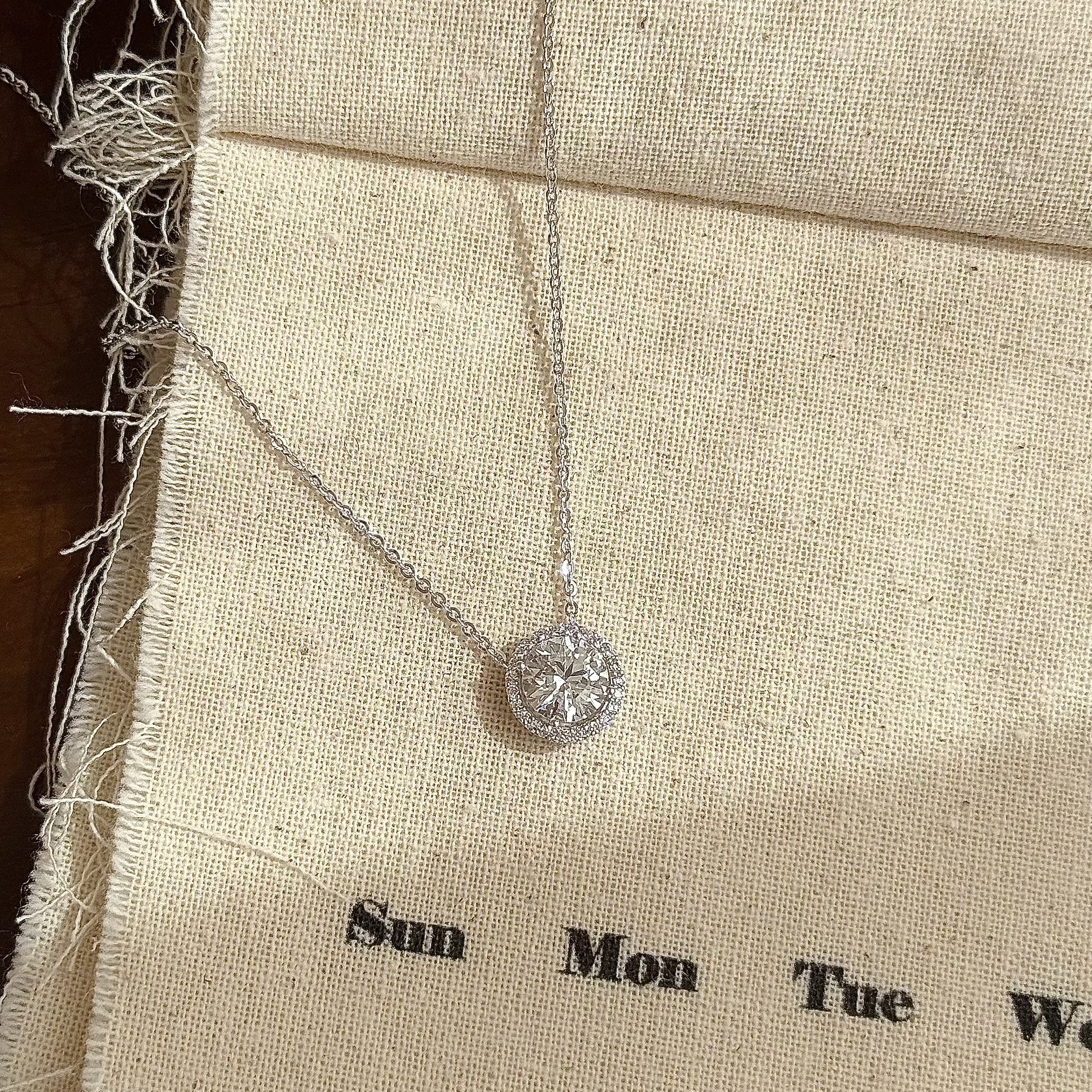 M65【輕奢】立體圓單鑽純銀鎖骨鏈