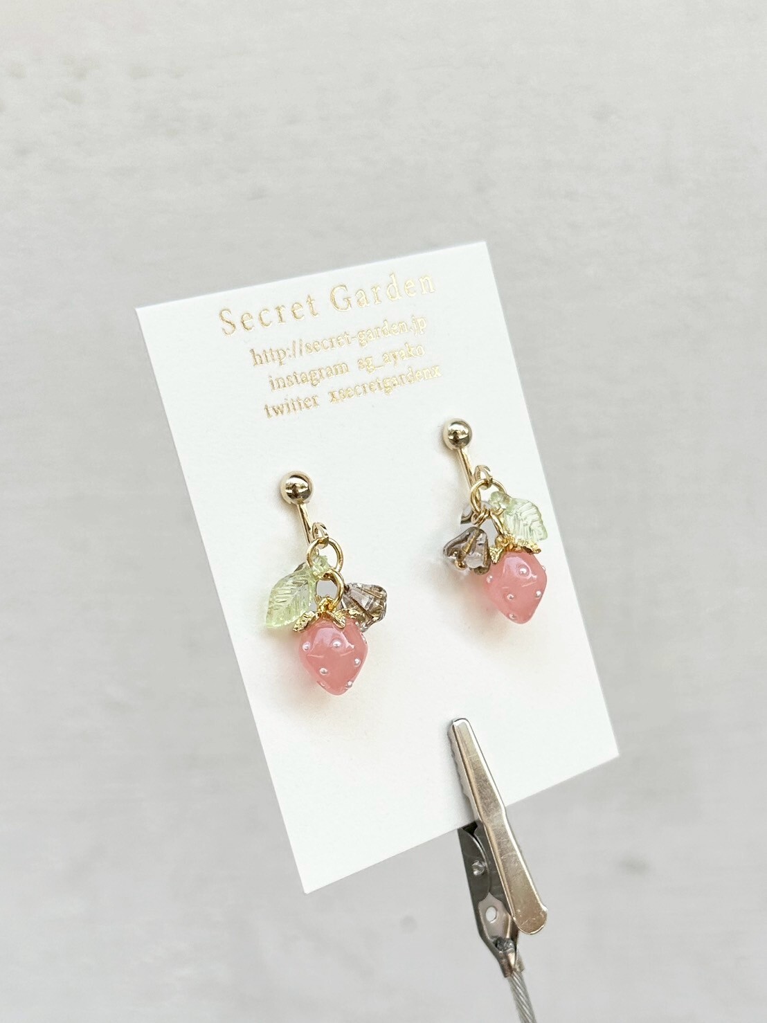 [secretgarden] 迷你草莓耳環 | 粉色 | 耳夾 | NO.4