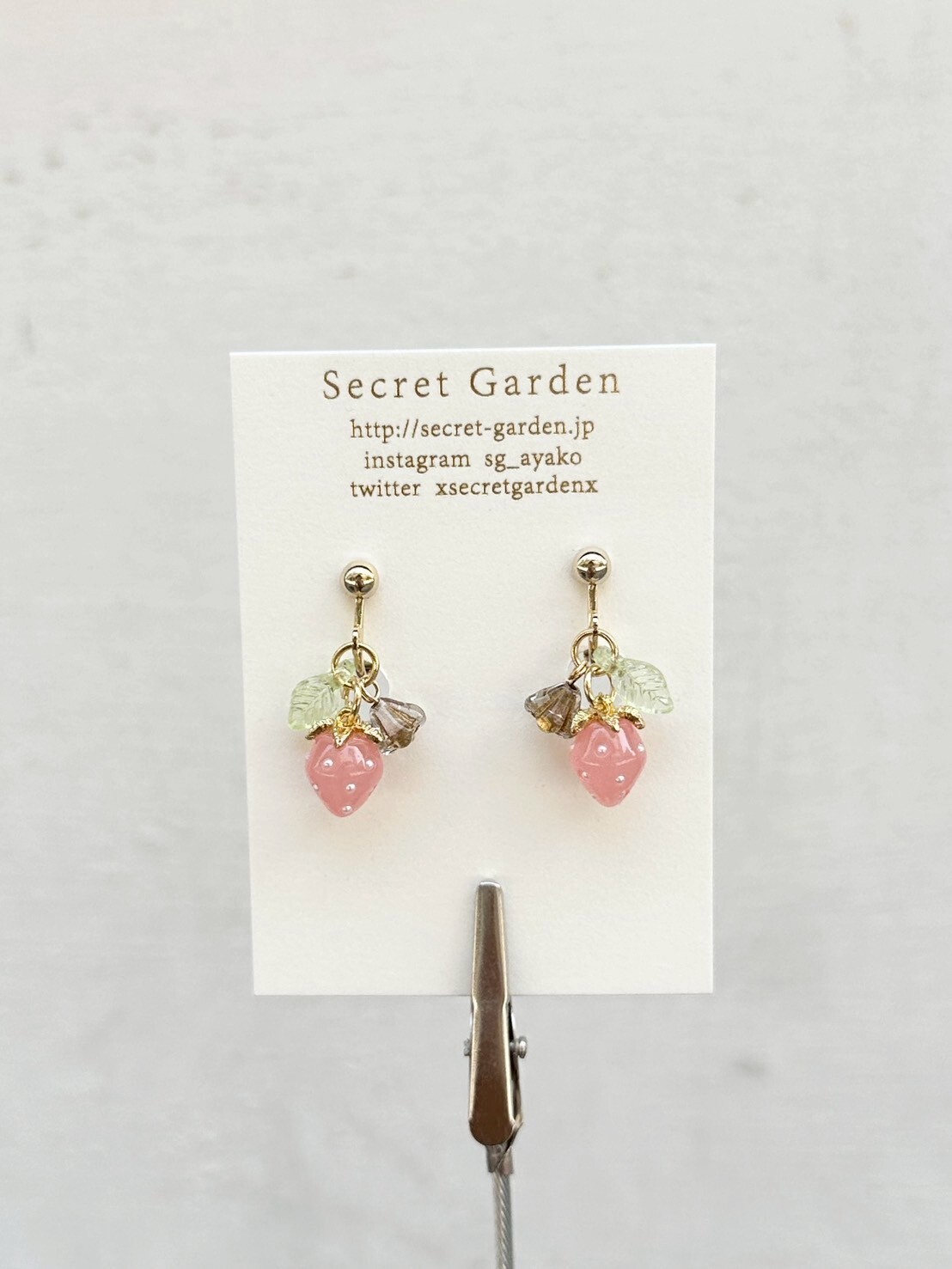 [secretgarden] 迷你草莓耳環 | 粉色 | 耳夾 | NO.4